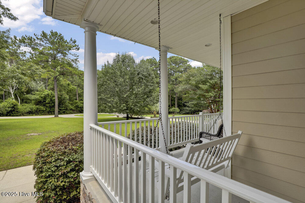 100513085 | Photo 53