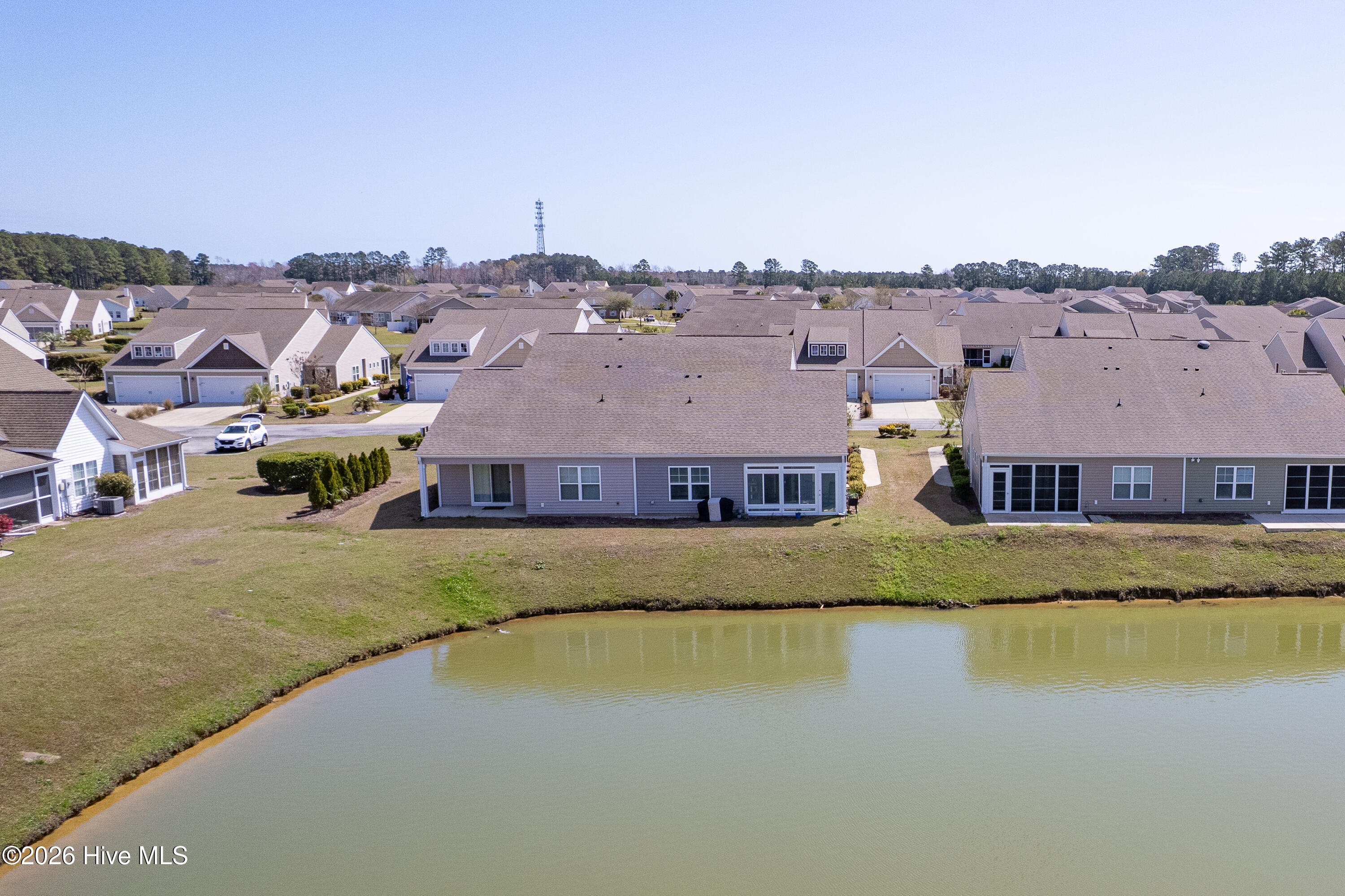 100560714 | Photo 33