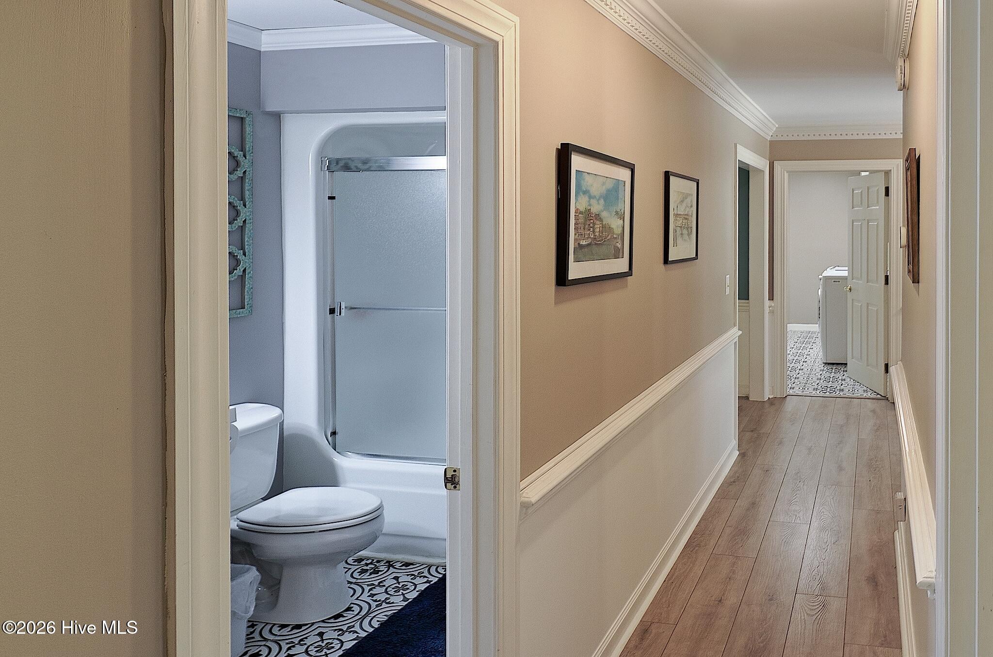 100569674 | Photo 25