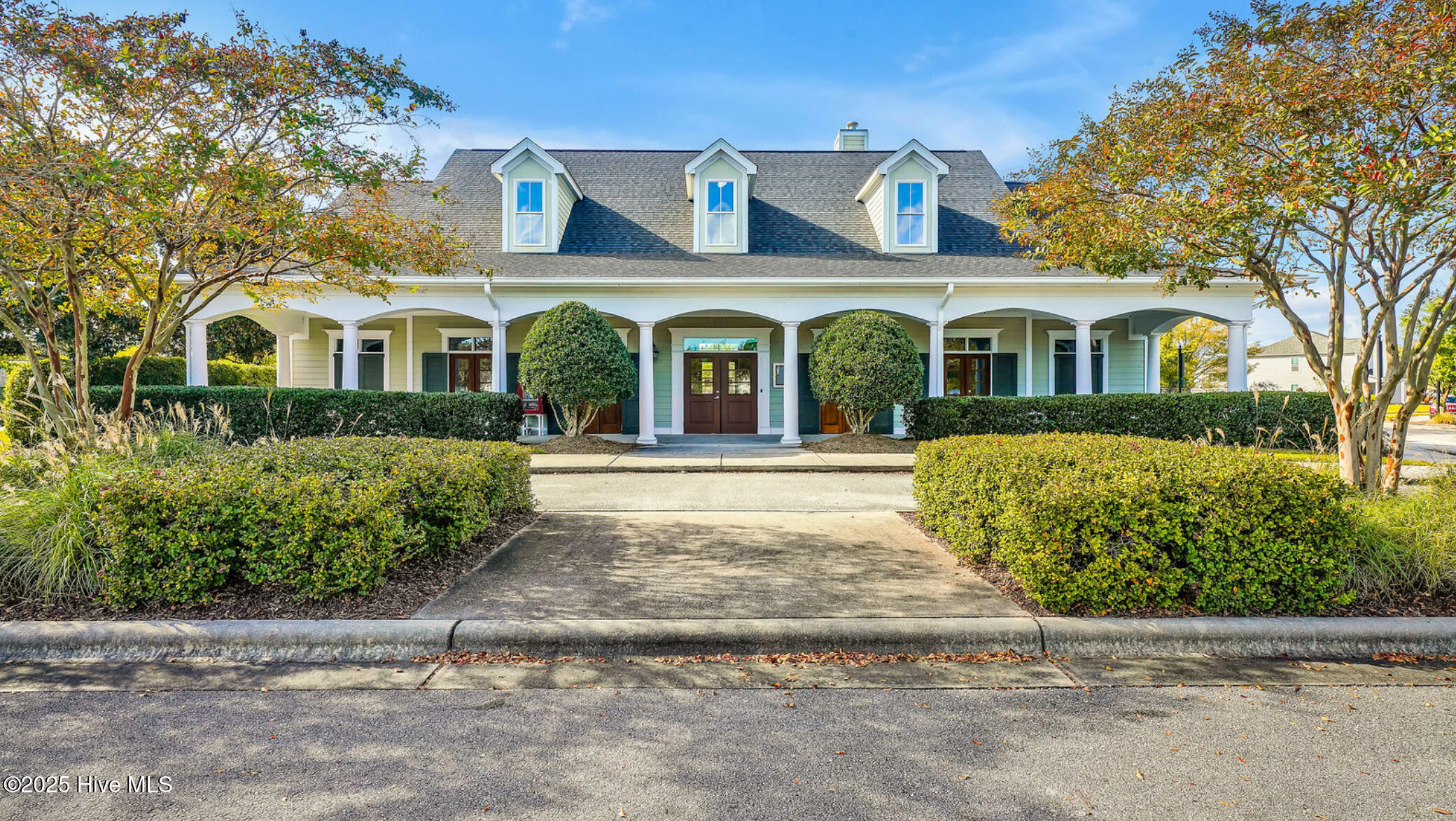 100547163 | Photo 34