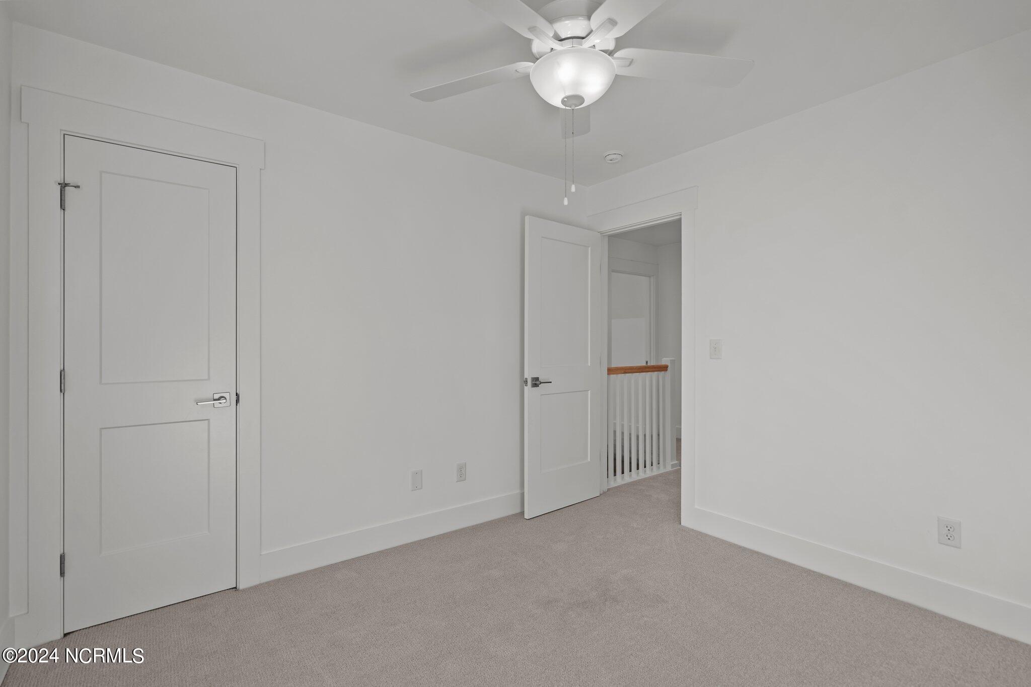 100439104 | Photo 28