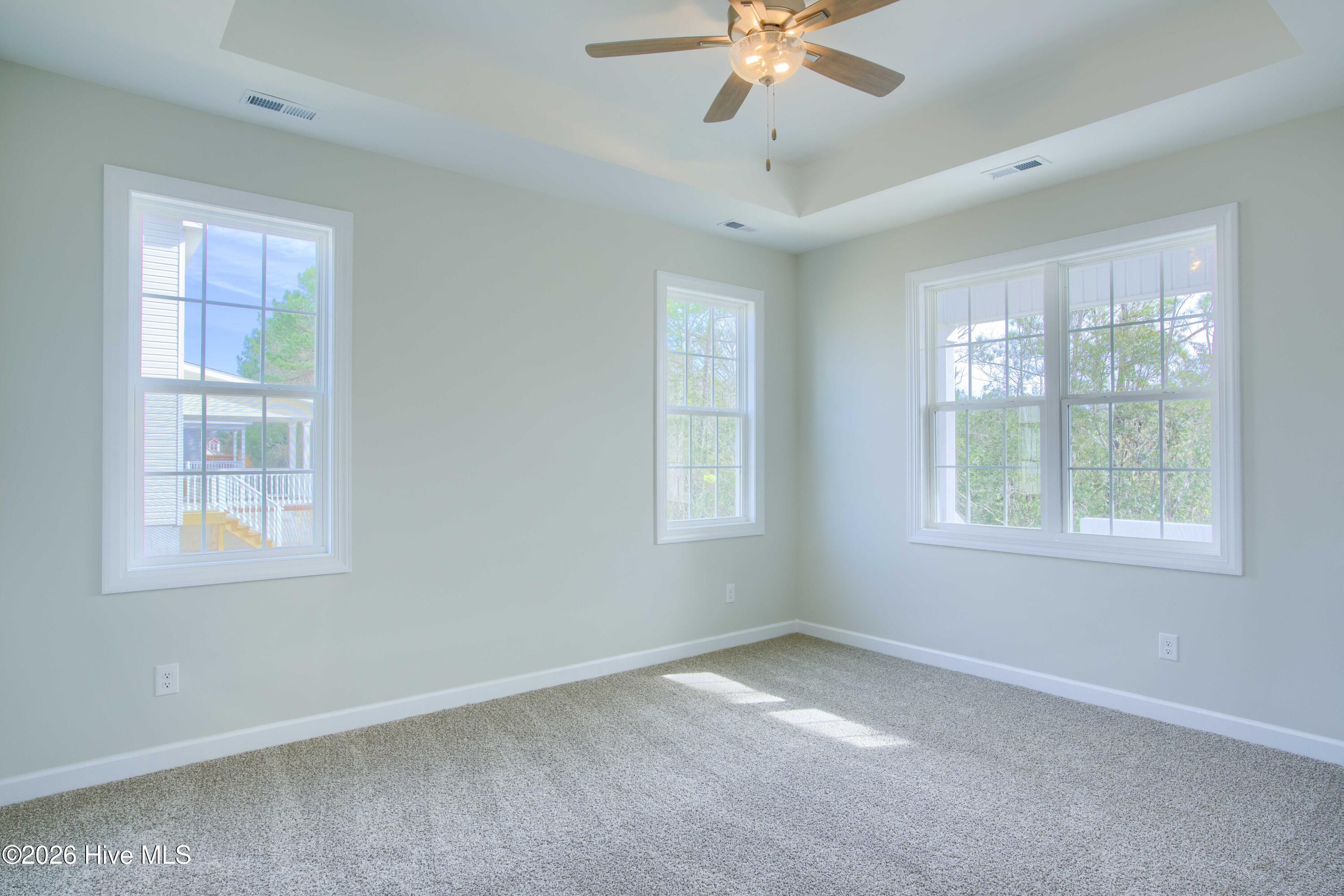 100526868 | Photo 14