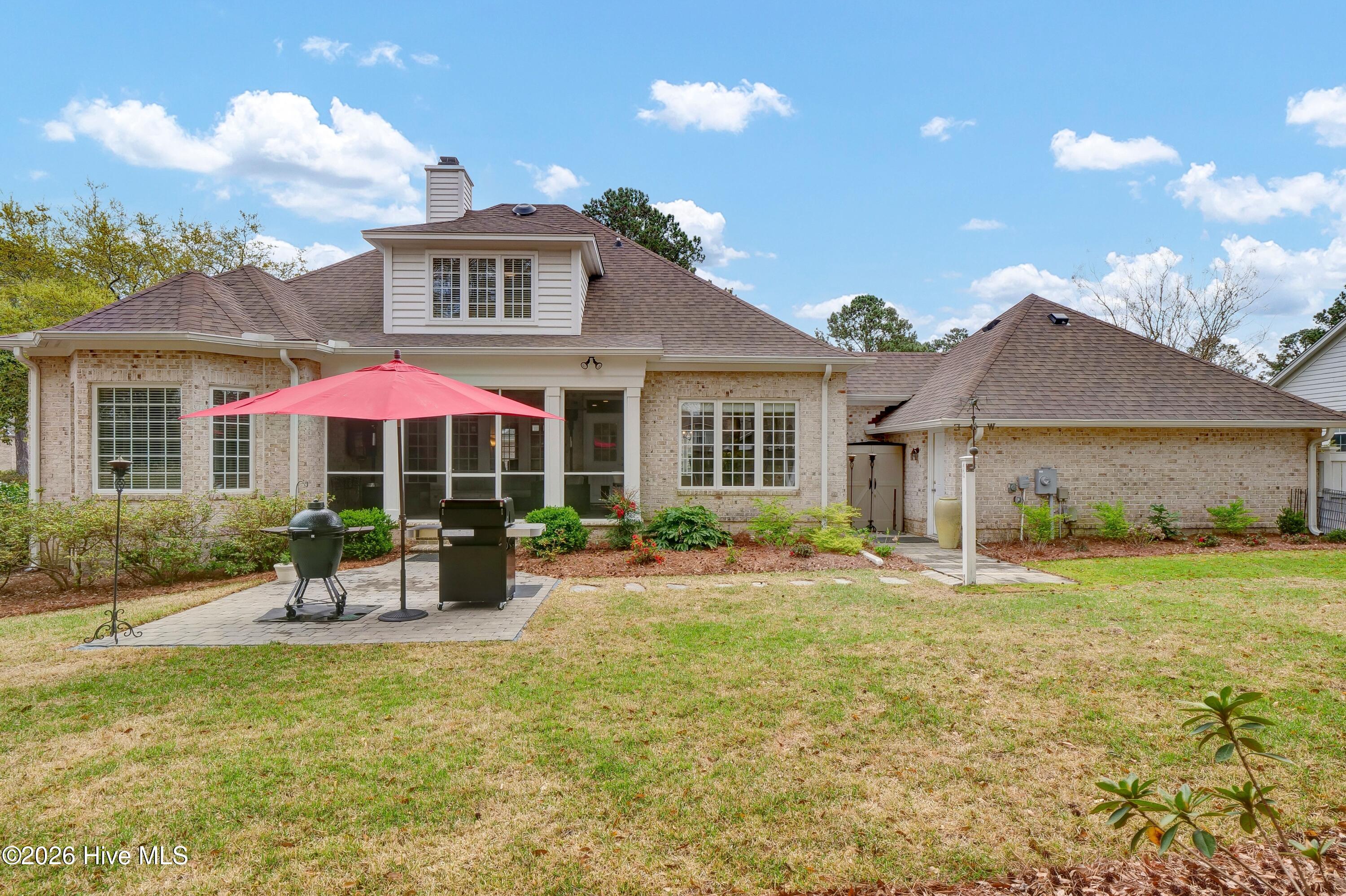 100563212 | Photo 38