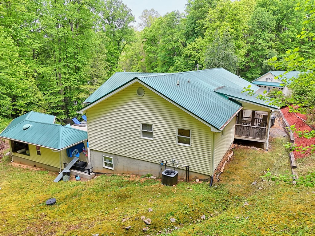 522 Fred Amos Road, Murphy, NC 28906 Listing Photo  22