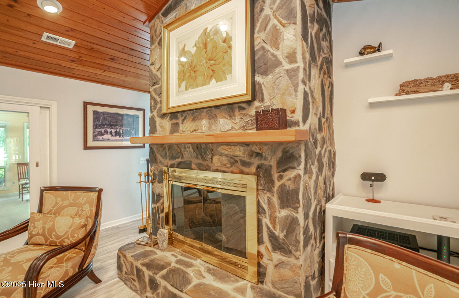 100524429 | Photo 13