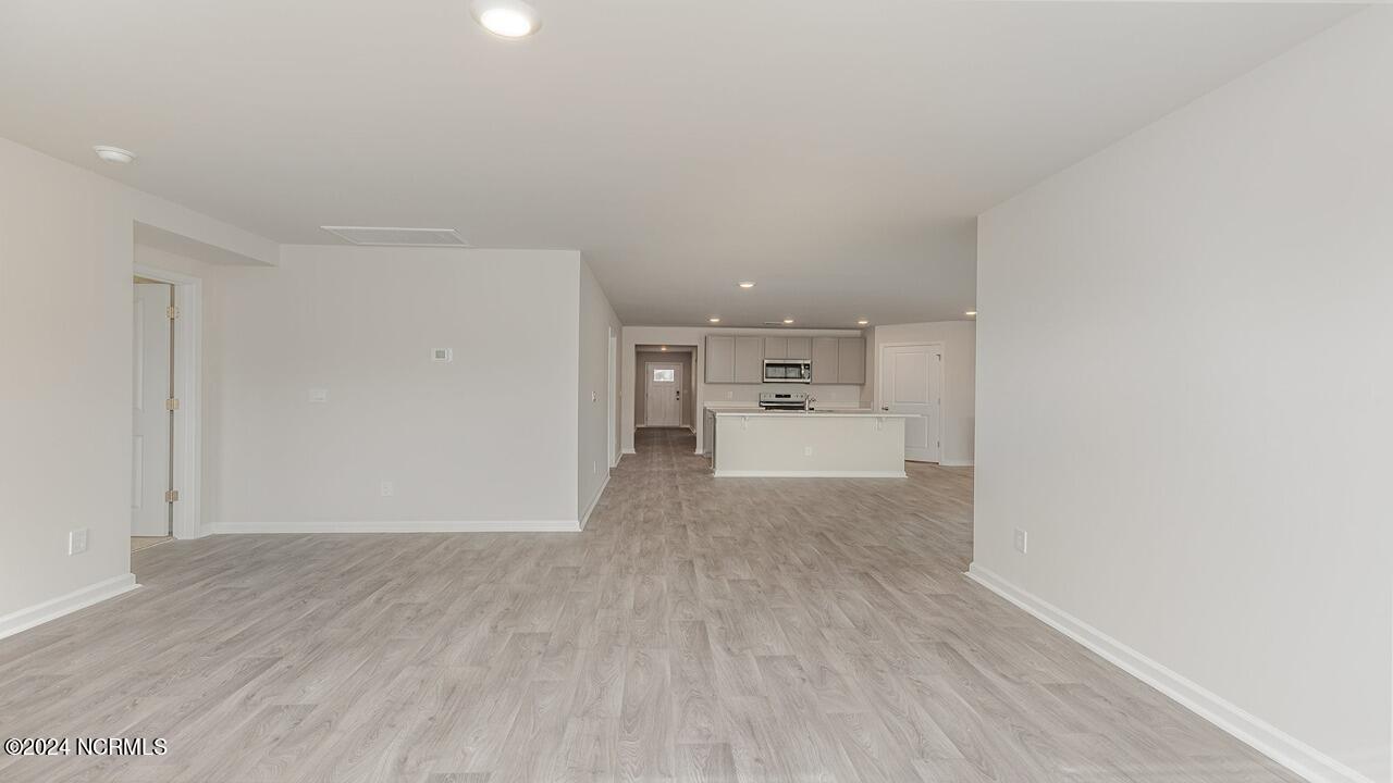 100532984 | Photo 18