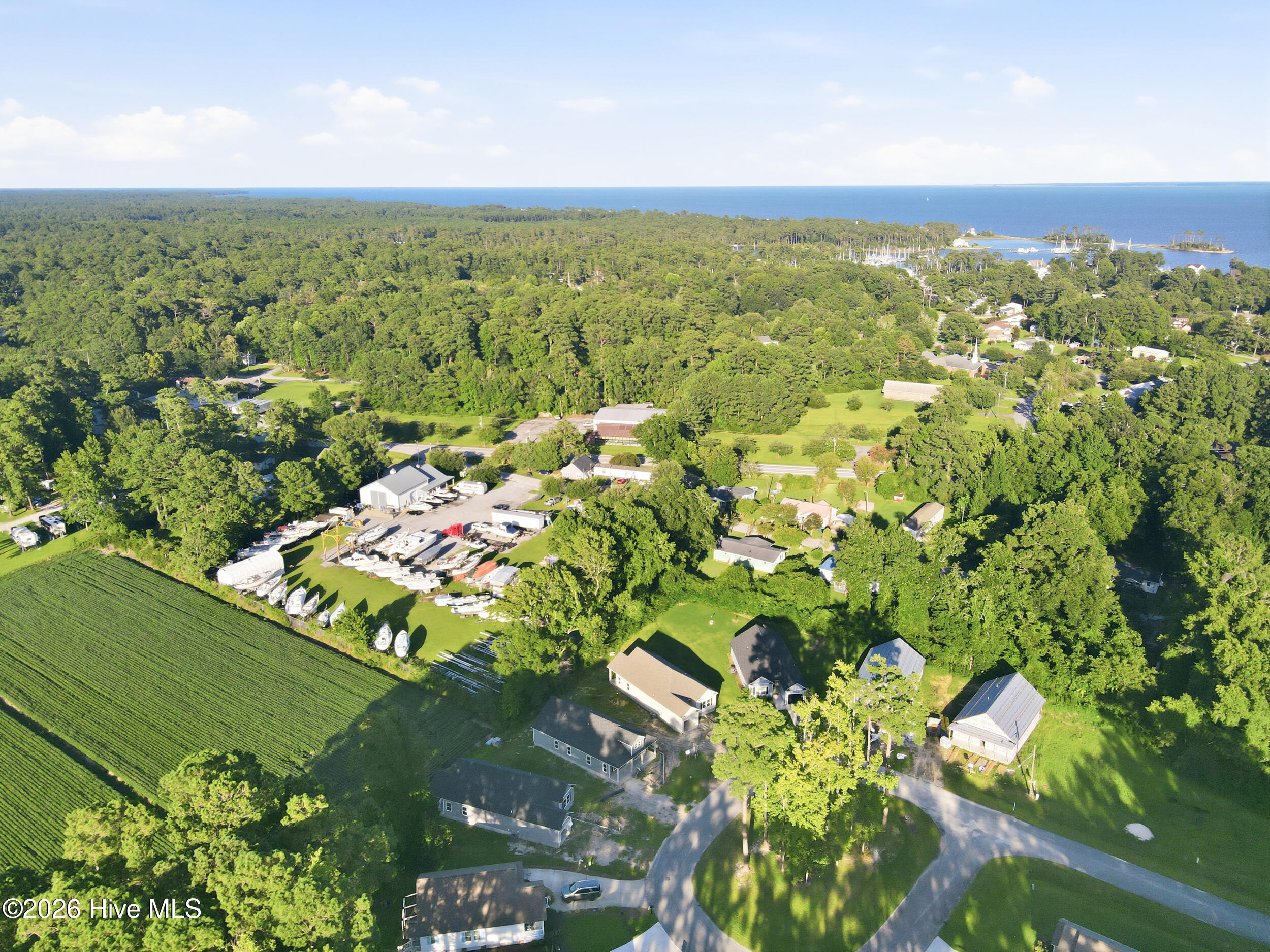 312 Camp Creek Drive,Oriental