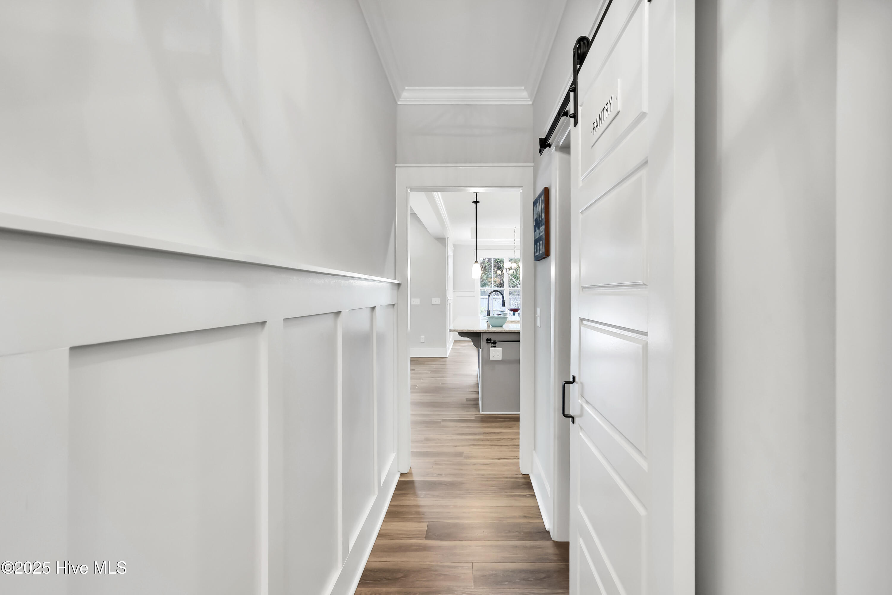 100544245 | Photo 27