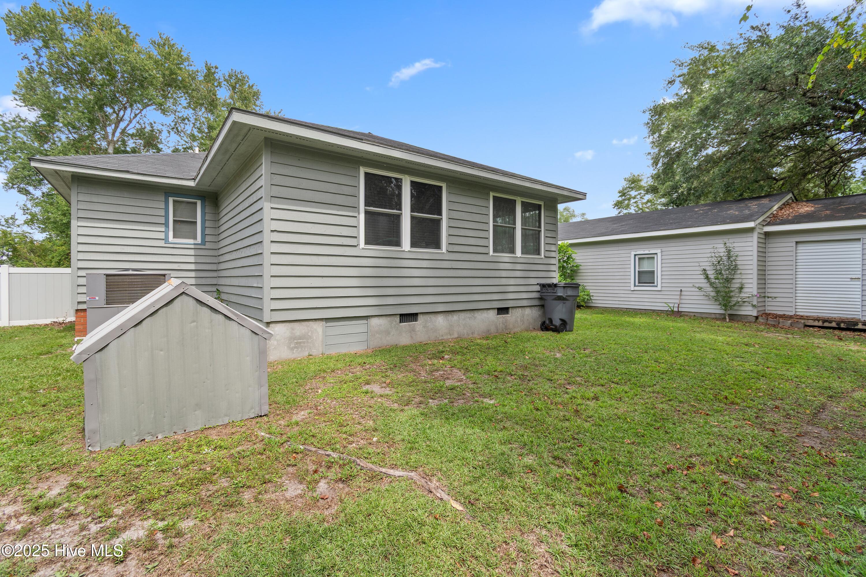 100530130 | Photo 40