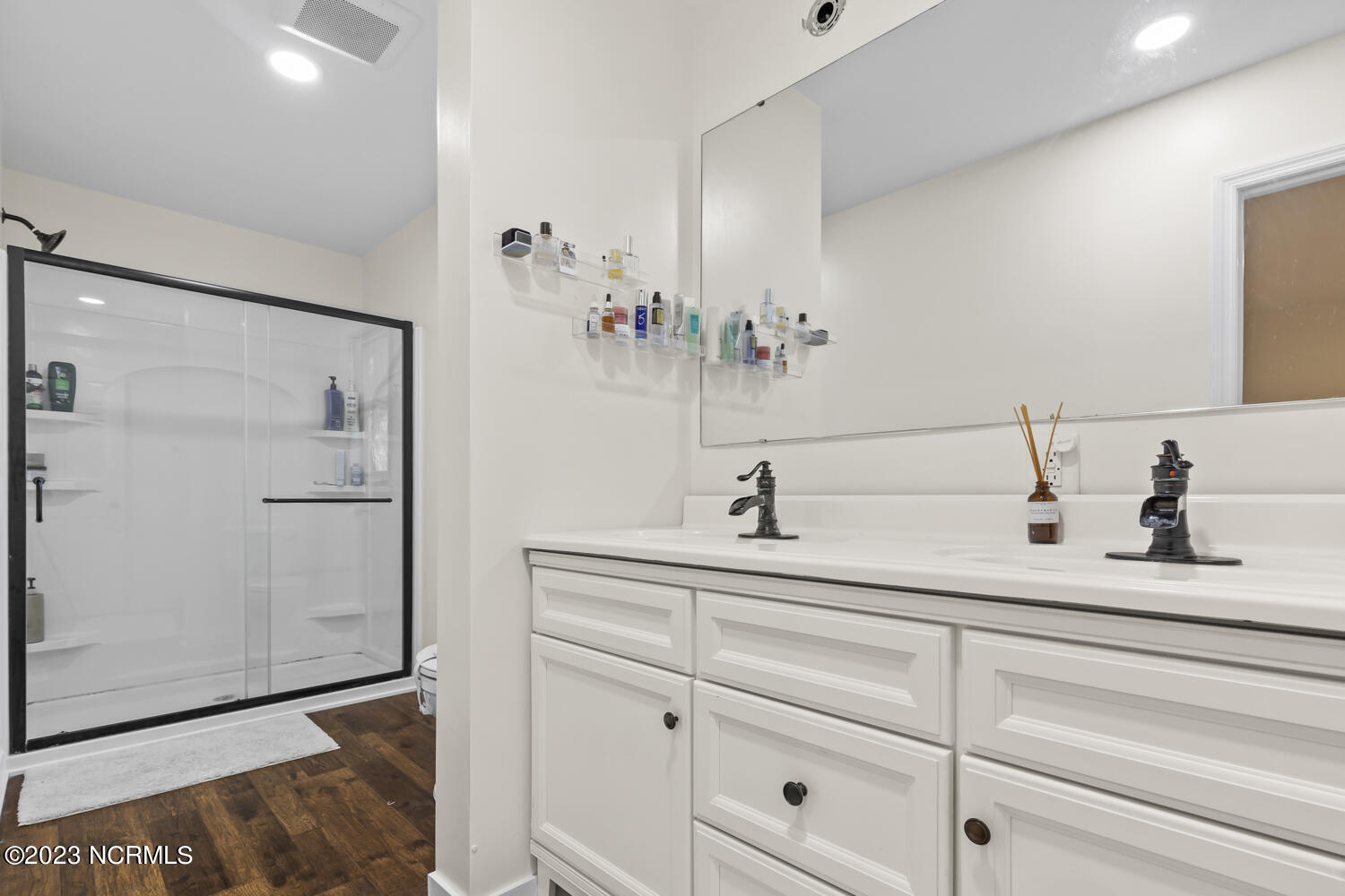 100544428 | Photo 22