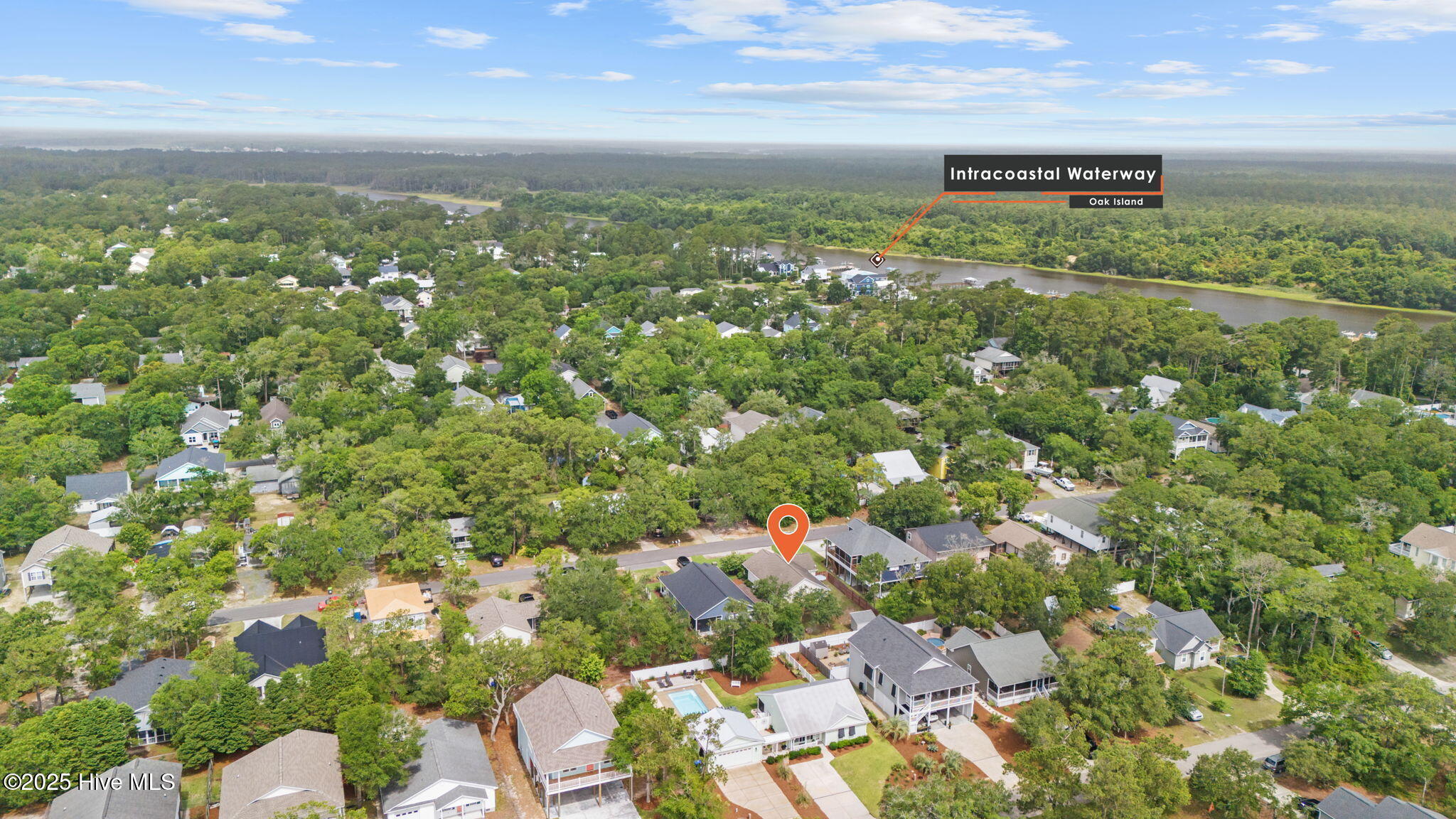 100548300 | Photo 43