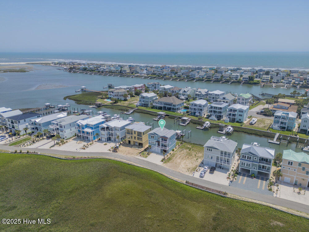 100509330 | Photo 52