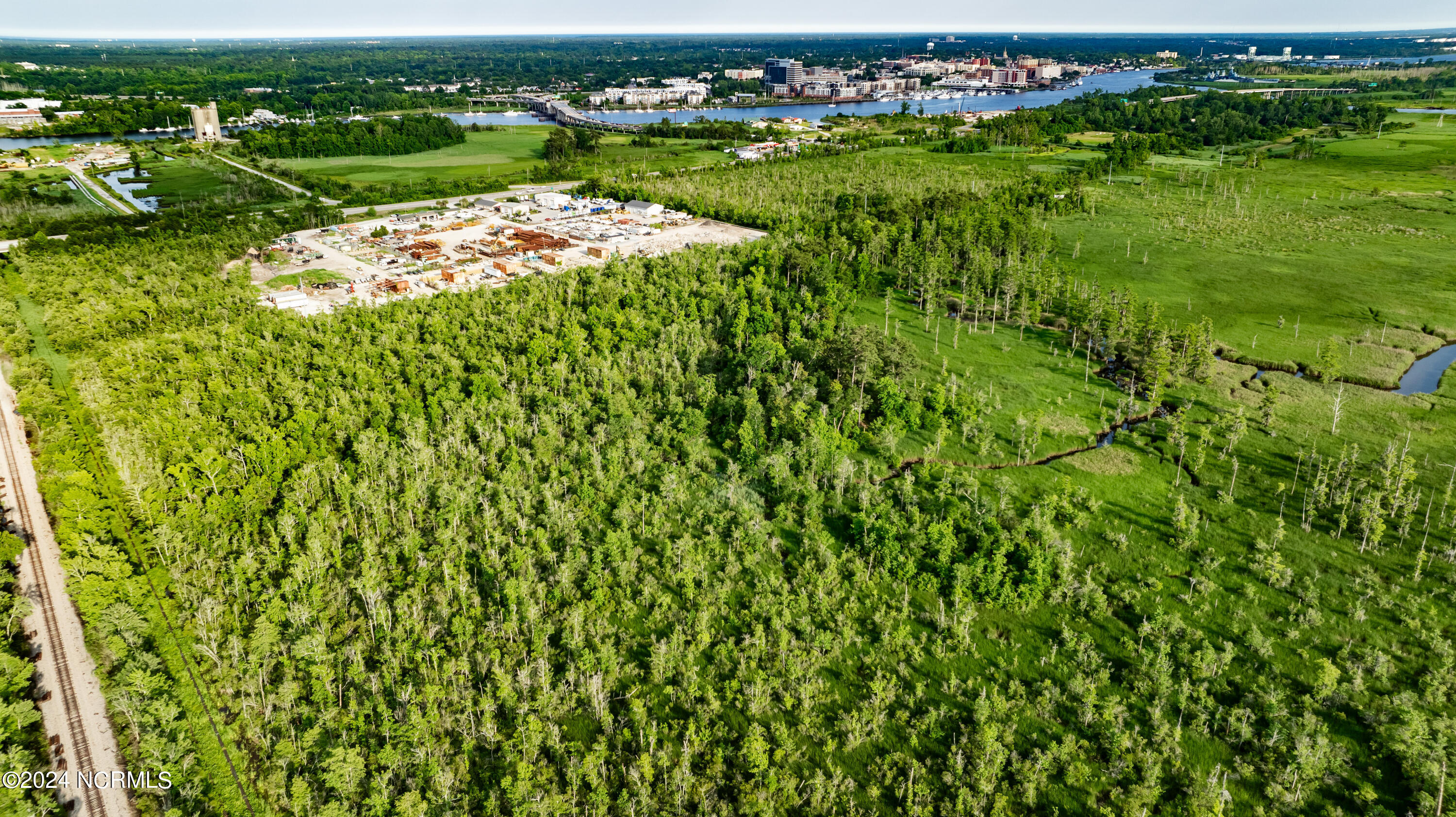 100552771 | Photo 58