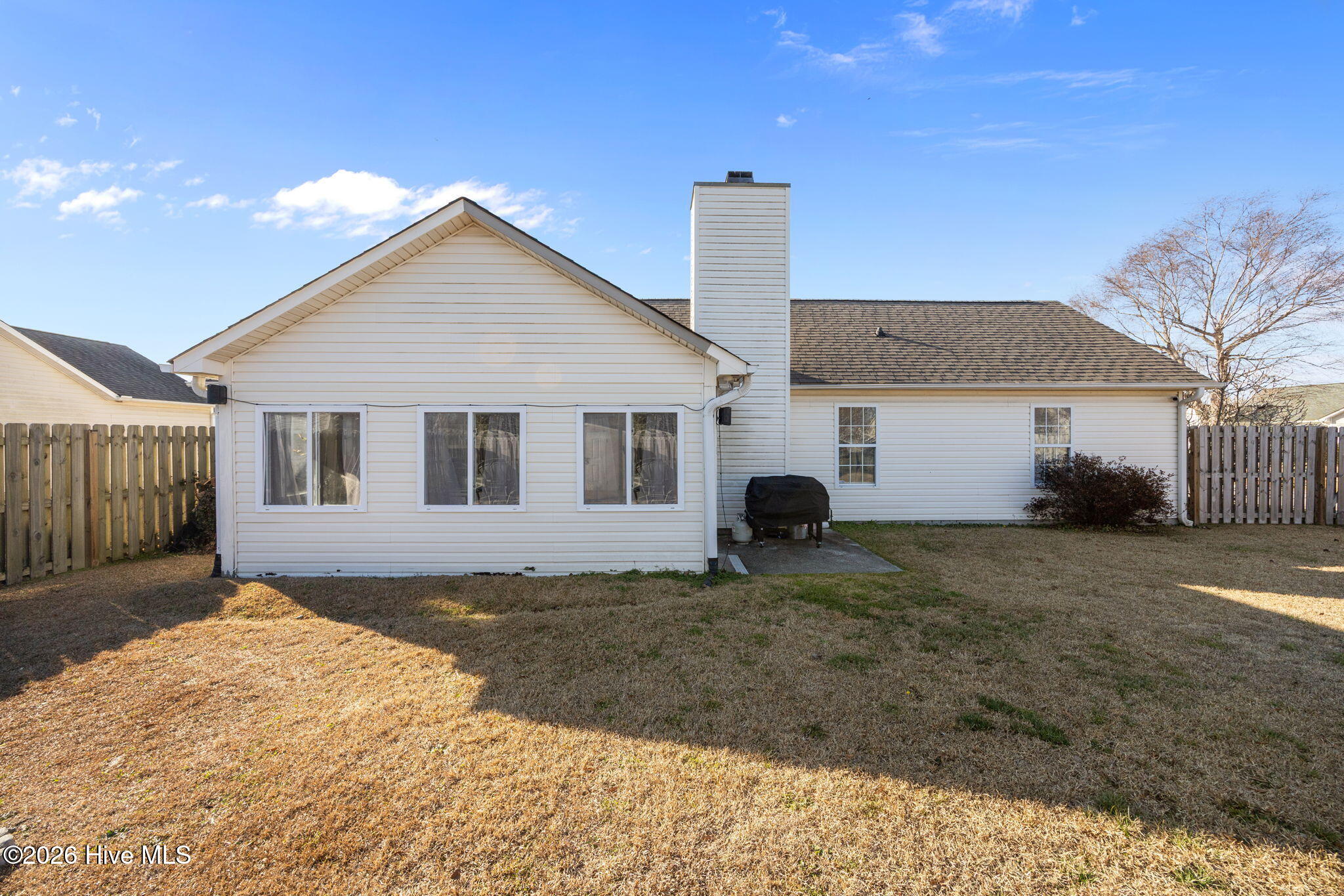 100551976 | Photo 33