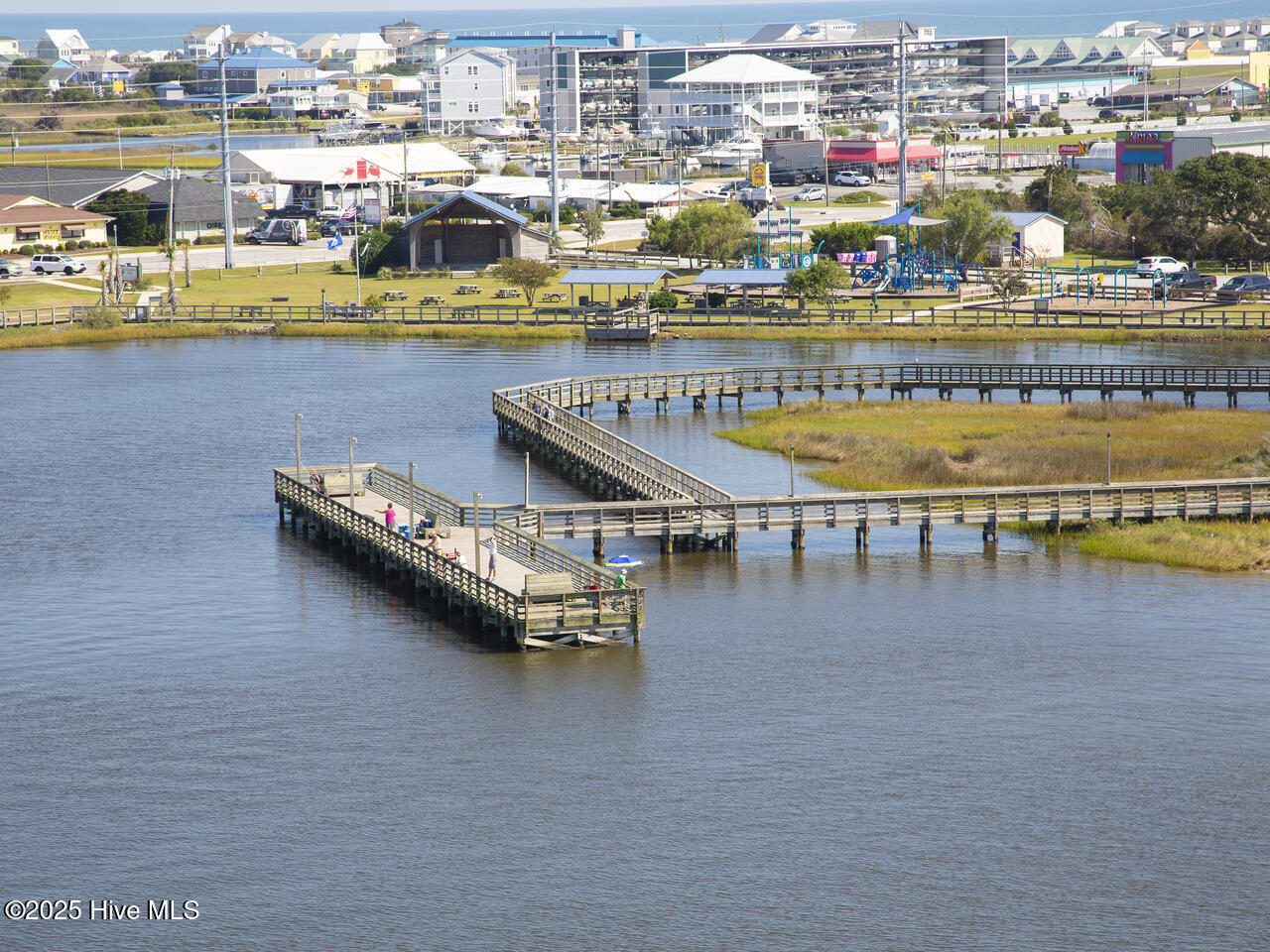 100531110 | Photo 30