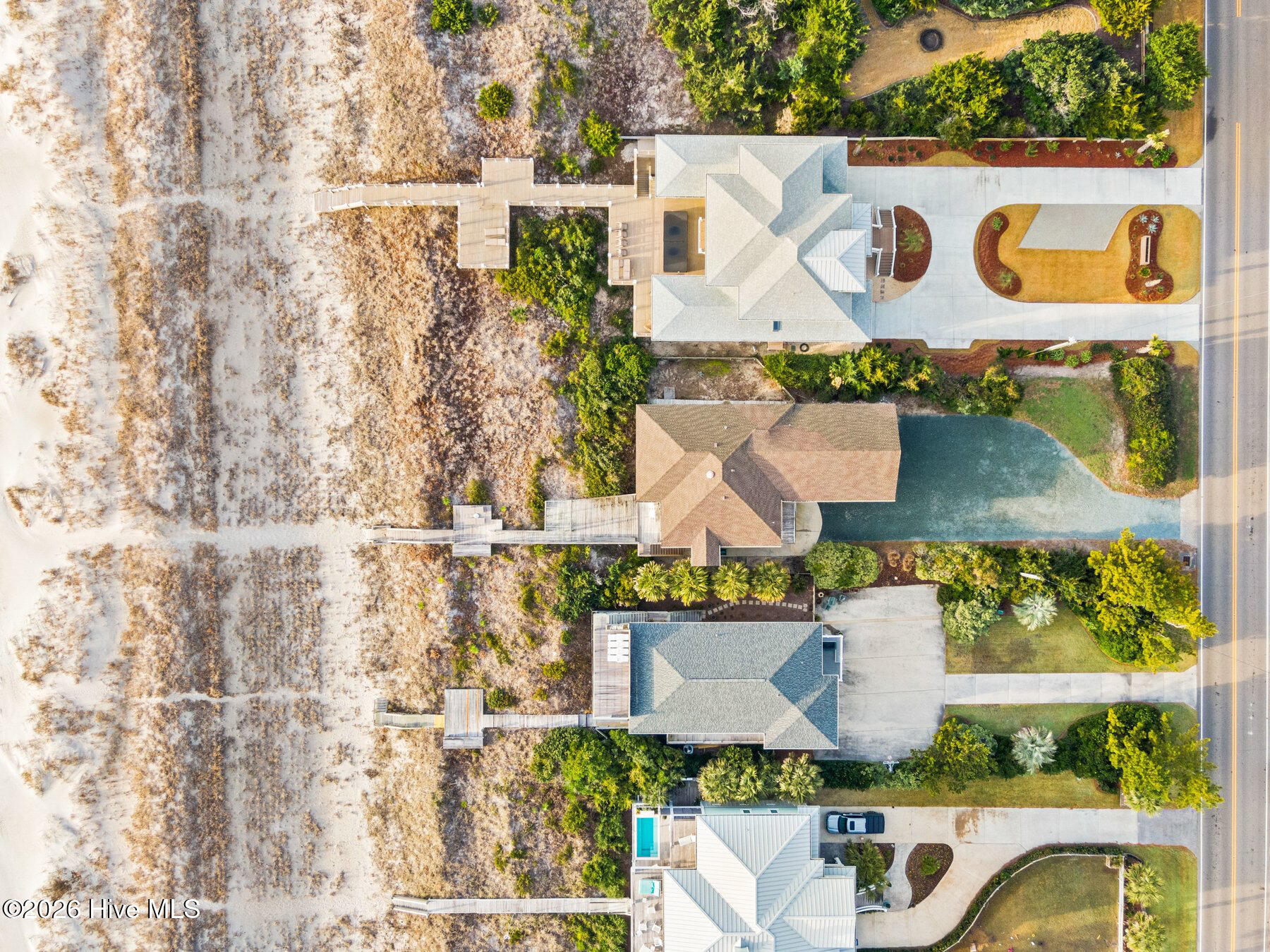 100550434 | Photo 26