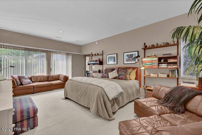 100567755 | Photo 25