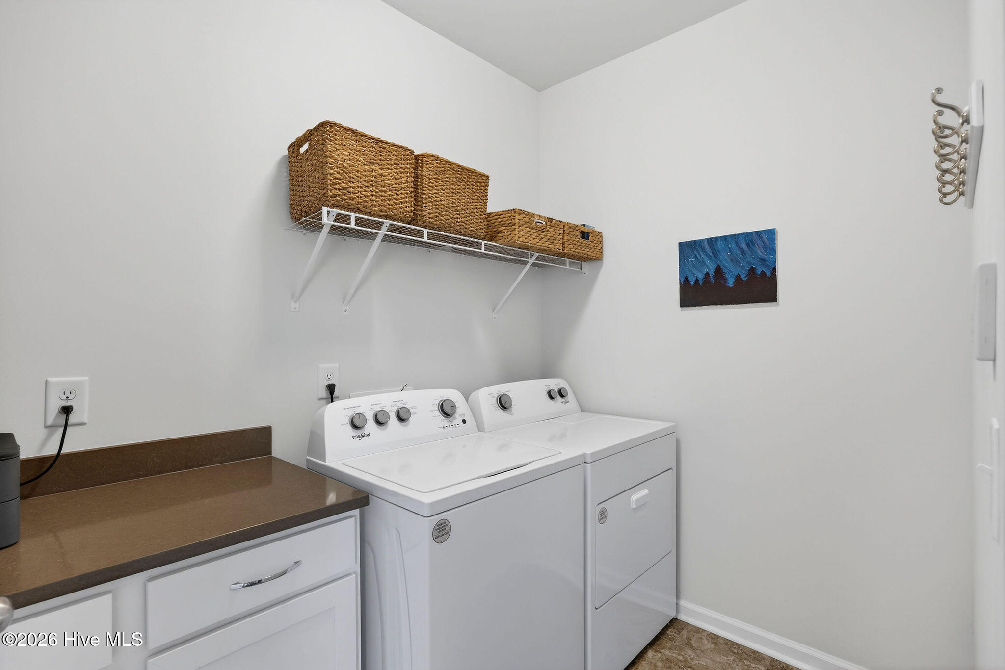 100551347 | Photo 33