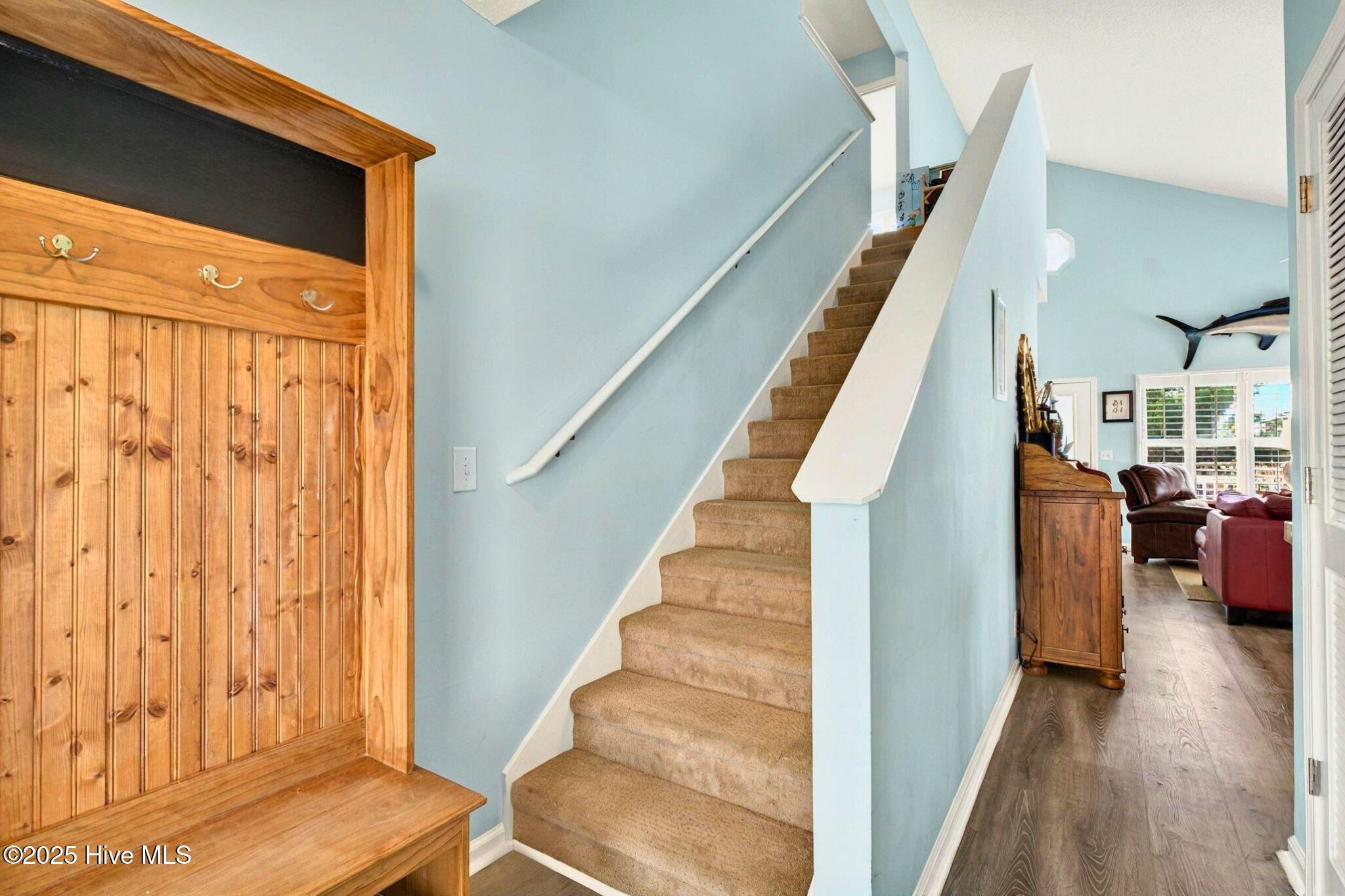 100508877 | Photo 27