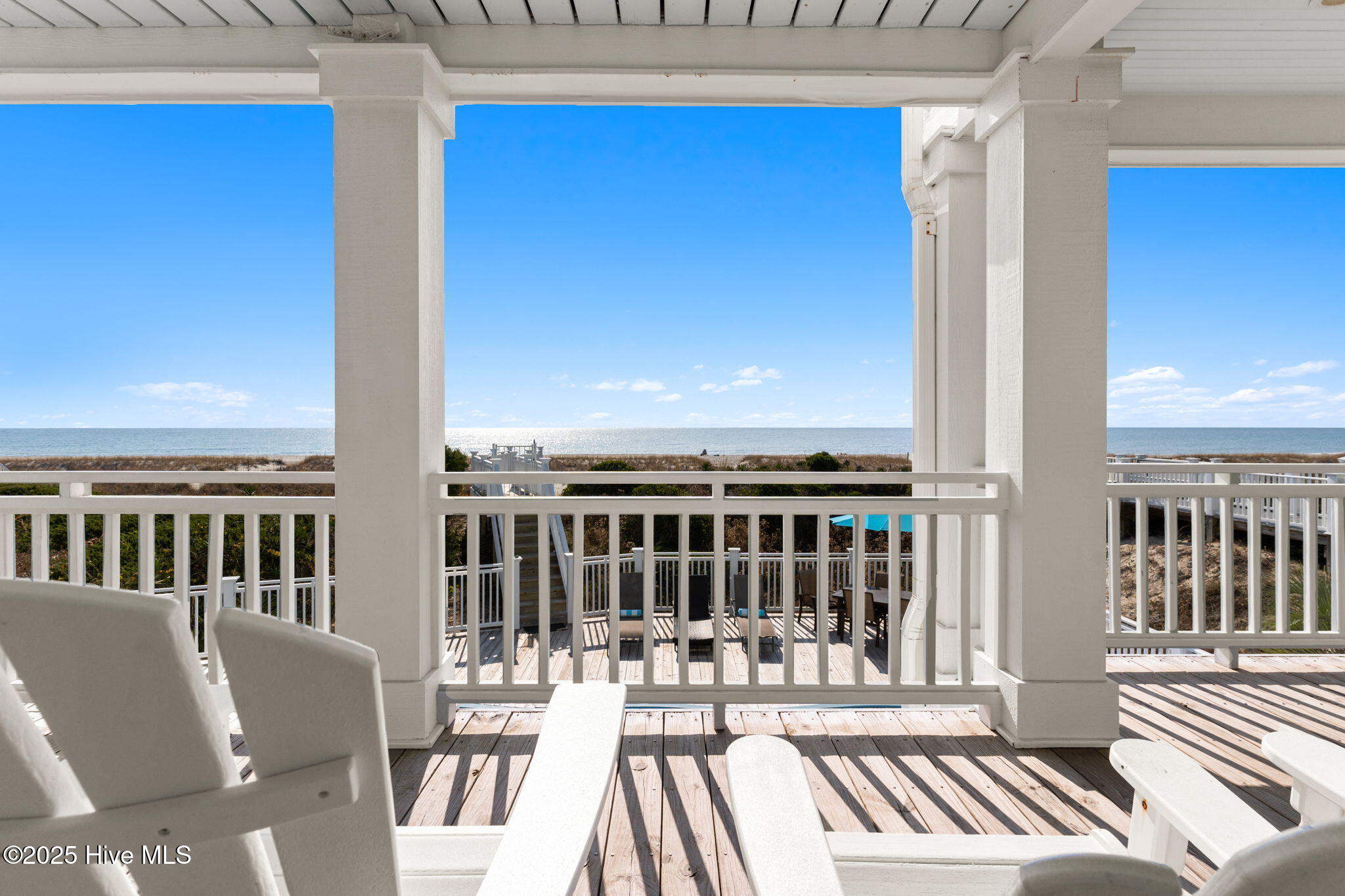 100542576 | Photo 70