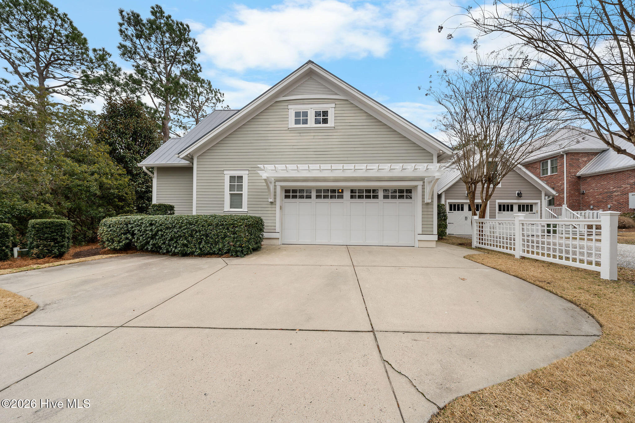 100553604 | Photo 80