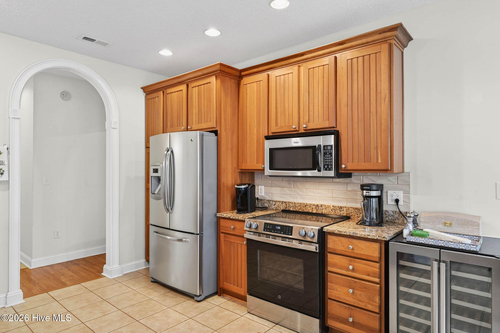 100556471 | Photo 11