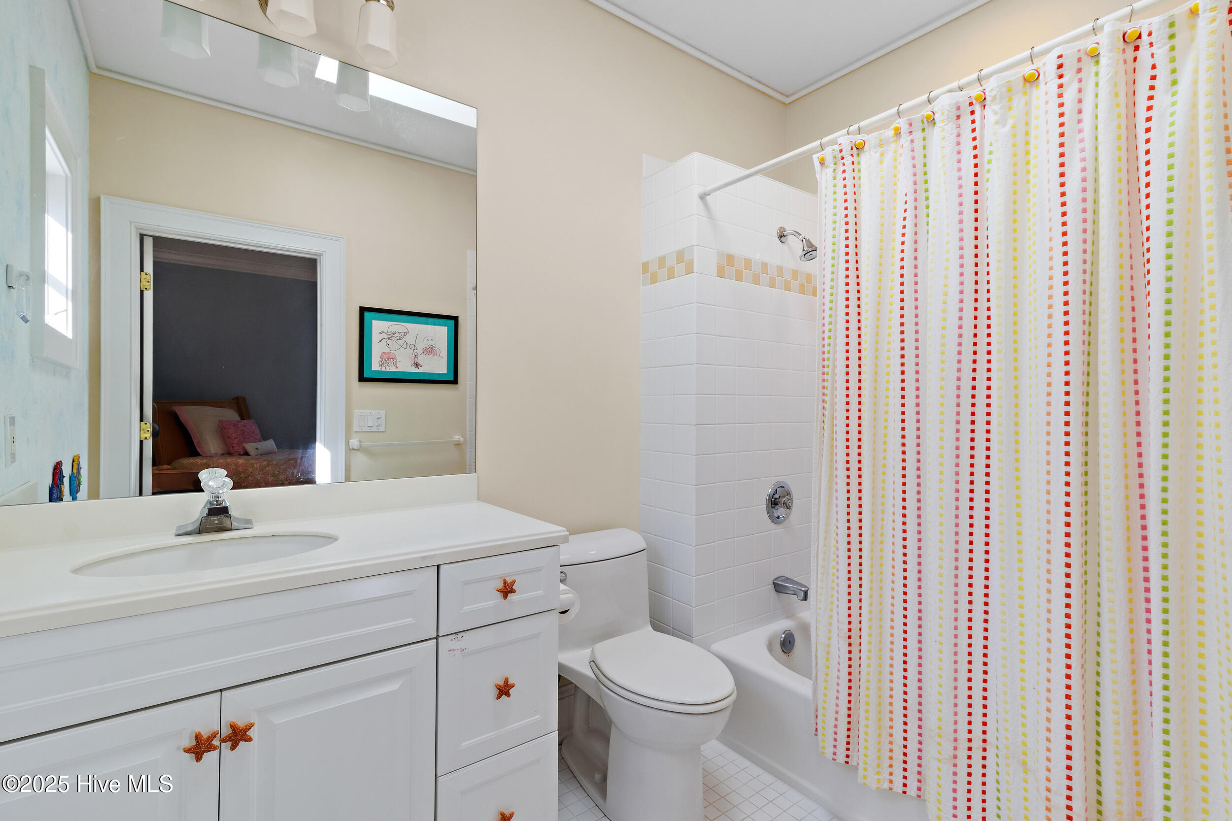 100540222 | Photo 61