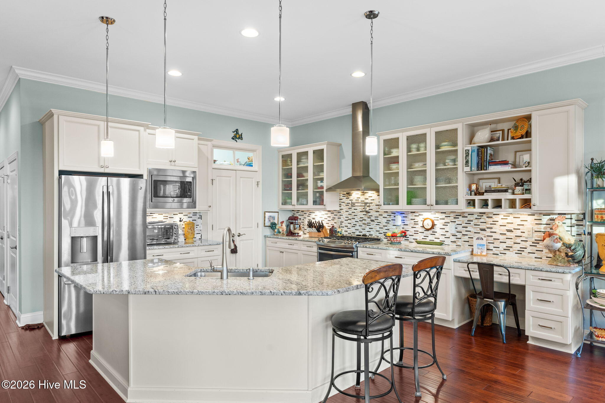 100549947 | Photo 17