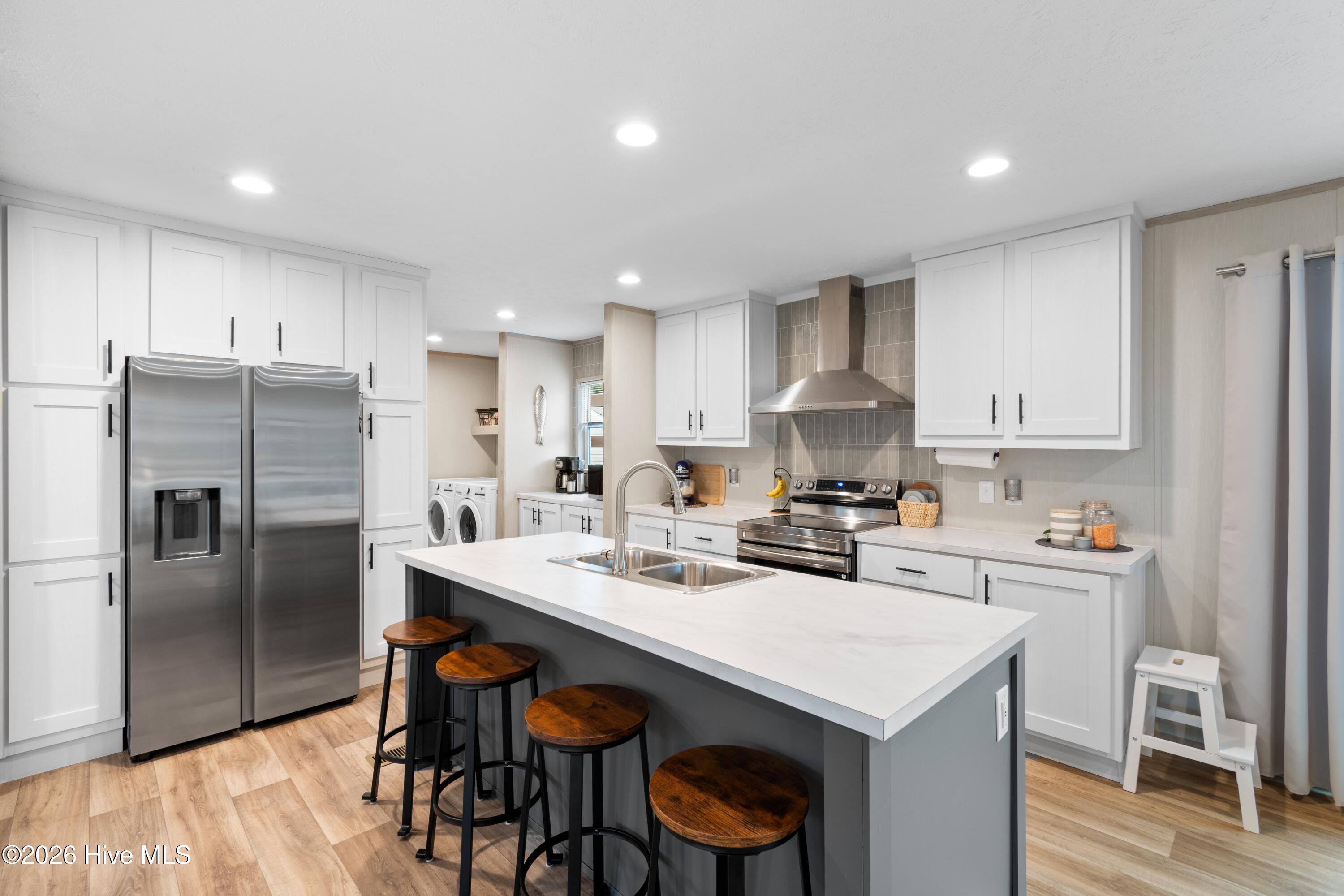 100558122 | Photo 10