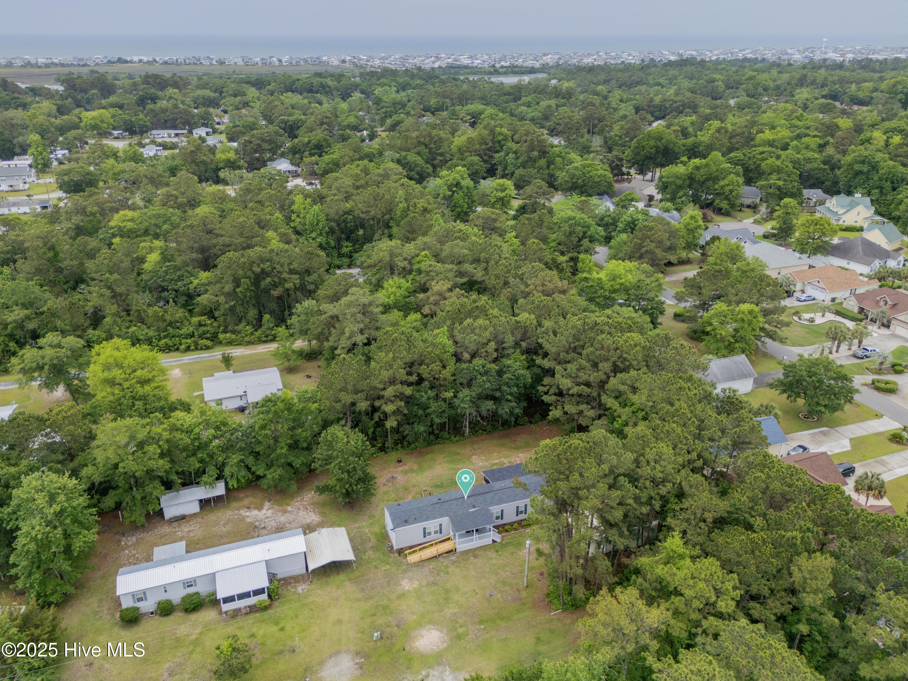 100557833 | Photo 32