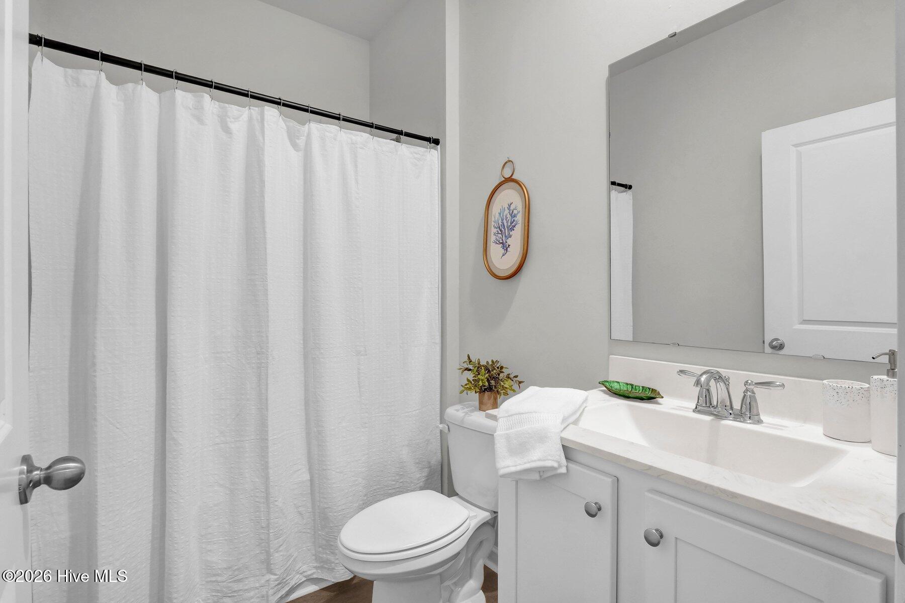 100556434 | Photo 16