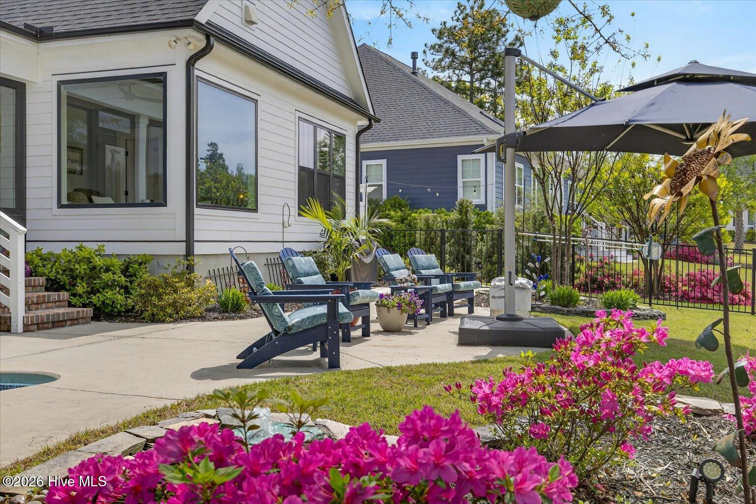 100566266 | Photo 65