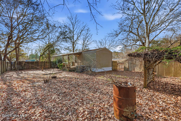 100548594 | Photo 19