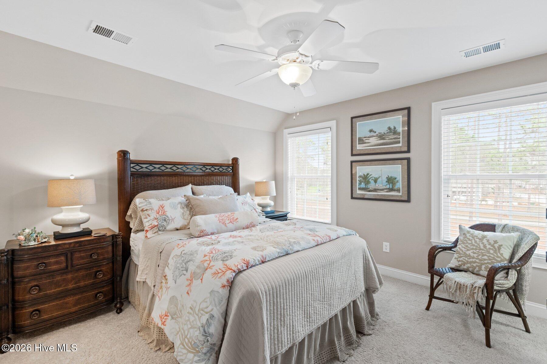 100559574 | Photo 35