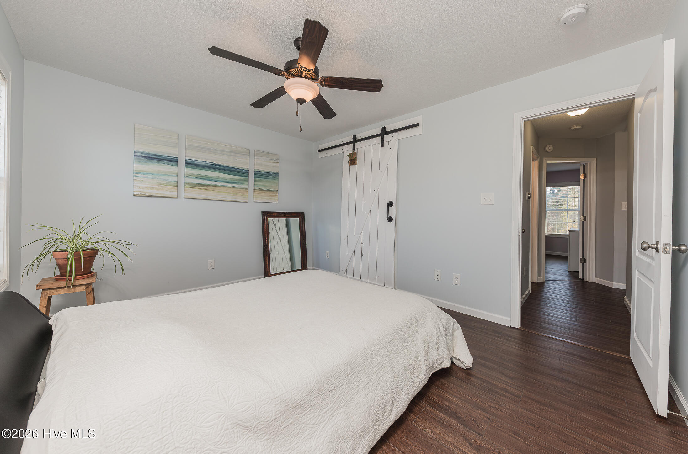 100554751 | Photo 50