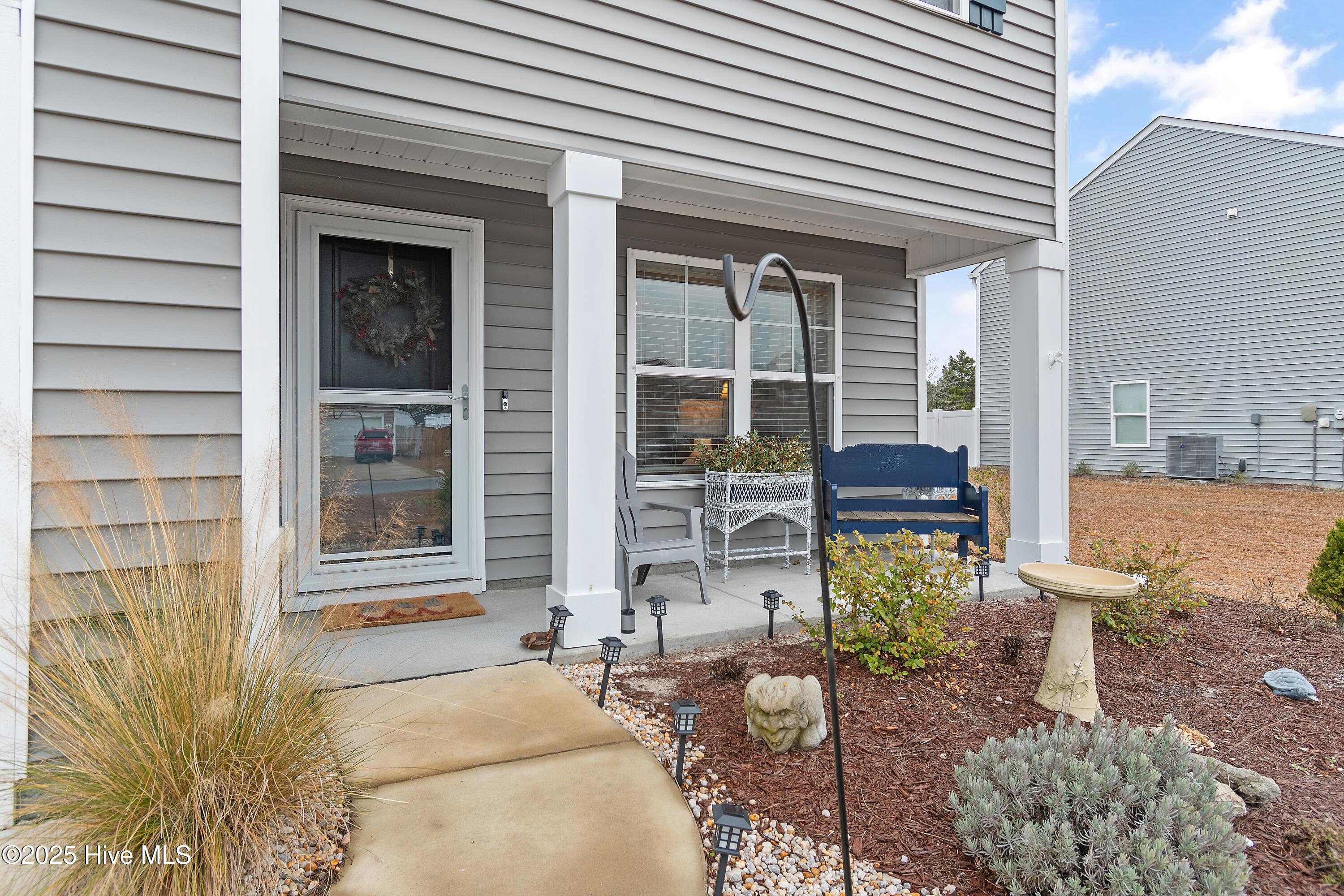 566 Pinecrest Street NW, Shallotte, NC 28470 – photo 4: Entrance