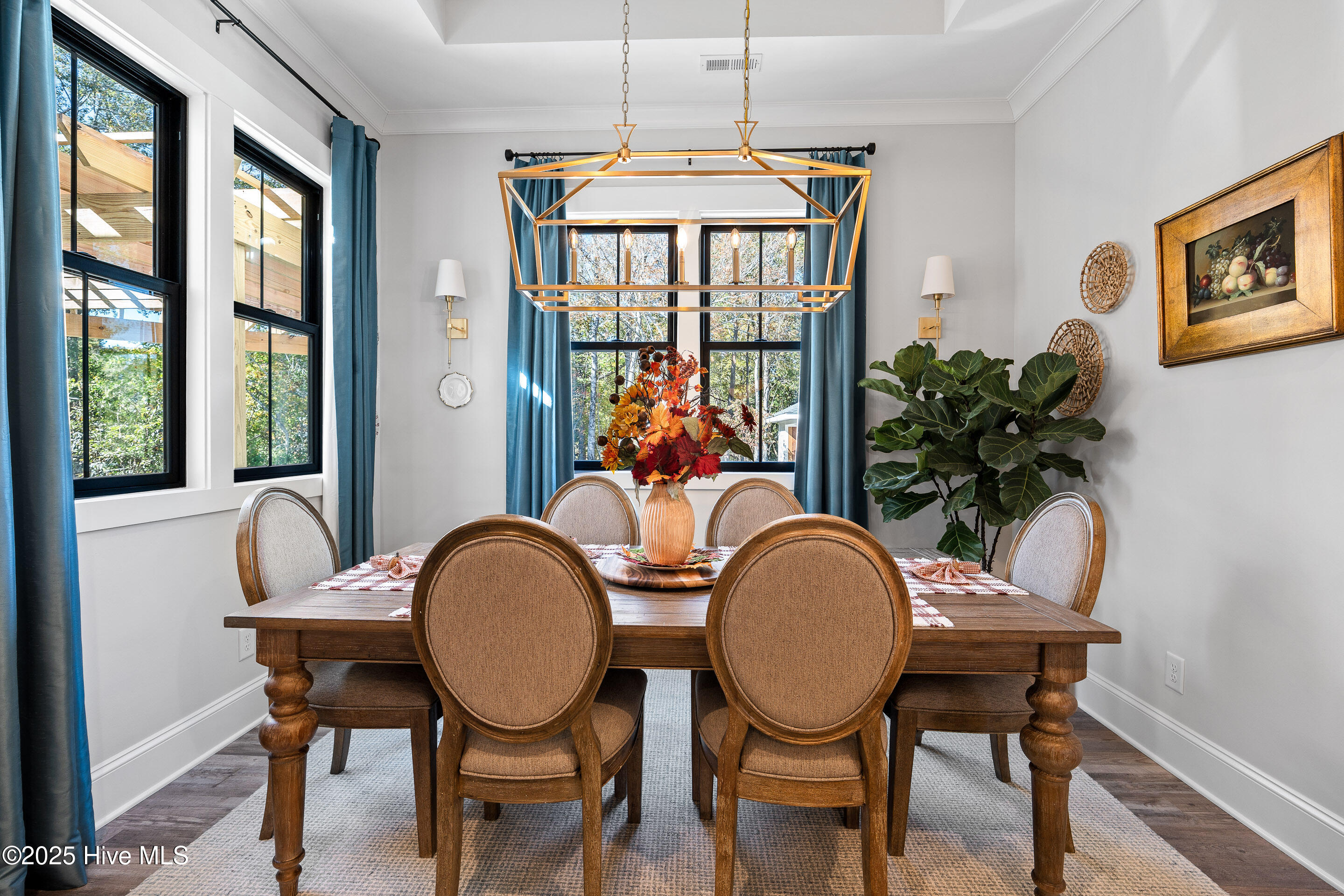 100539739 | Photo 13