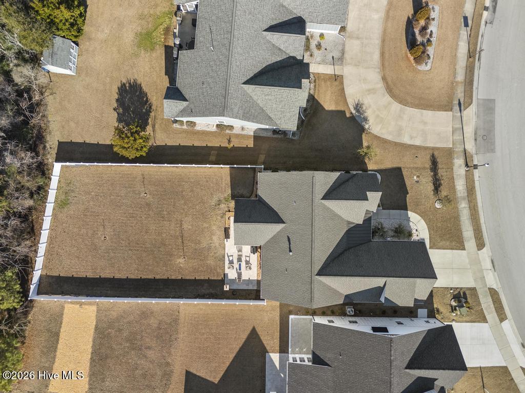 100558898 | Photo 52