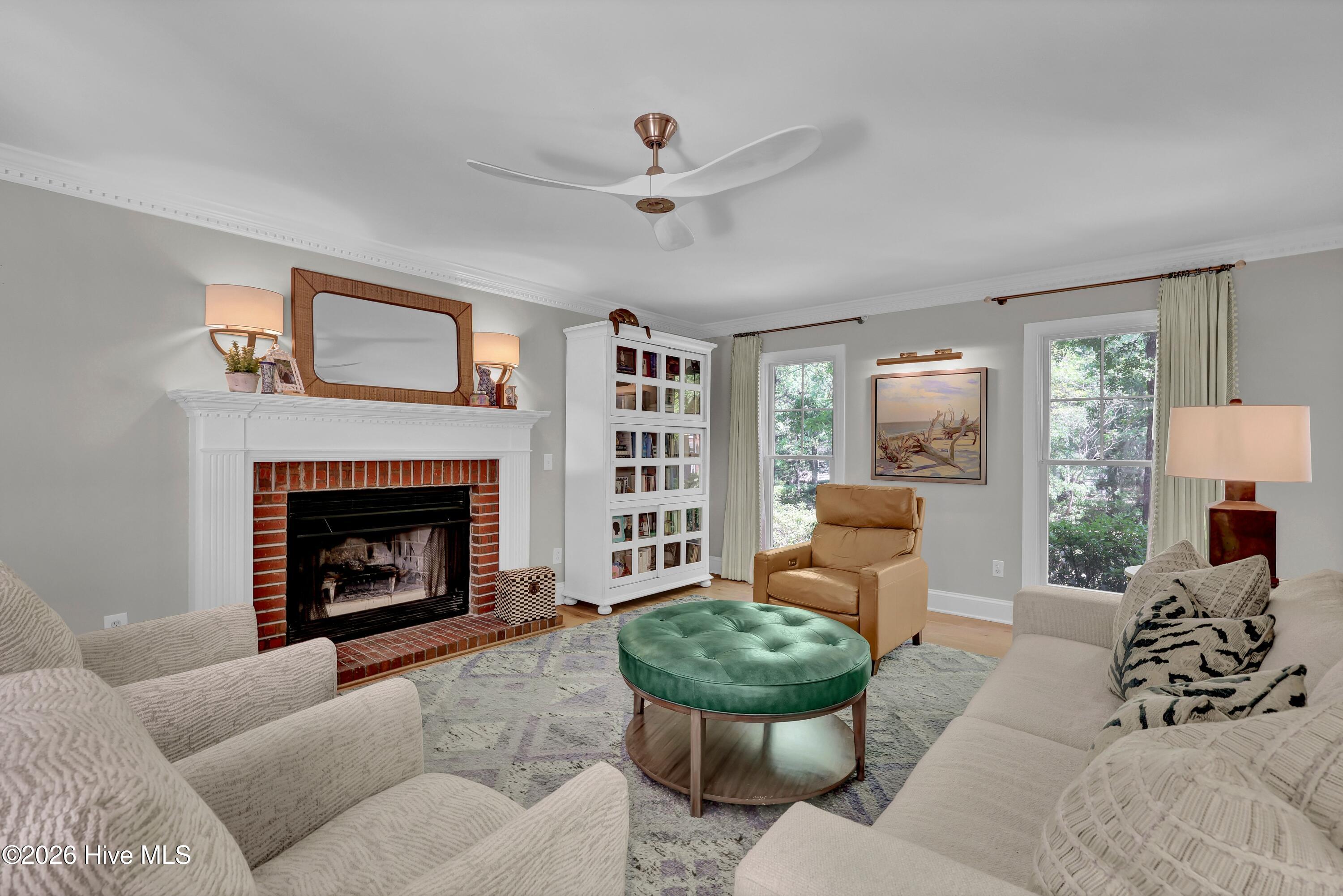 100569392 | Photo 15