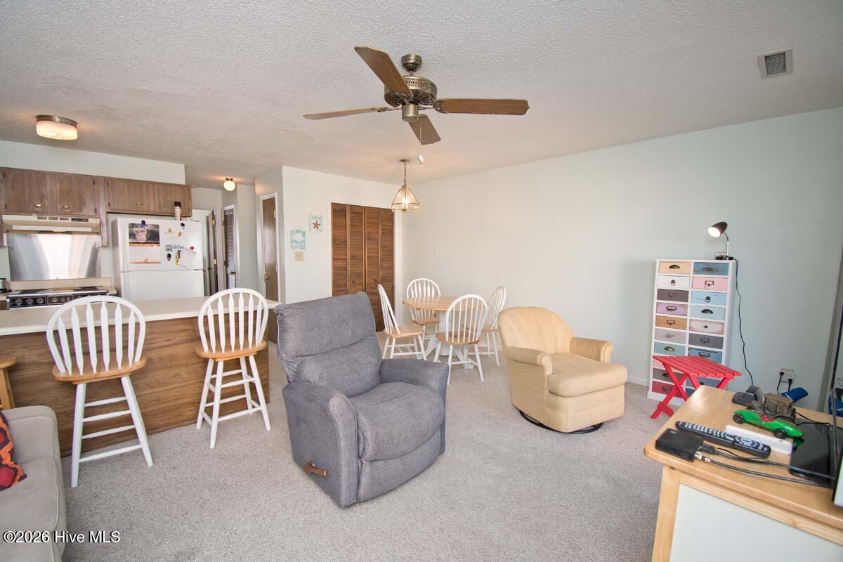 9201 Coast Guard Road UNIT F 210, Emerald Isle, NC, 28594