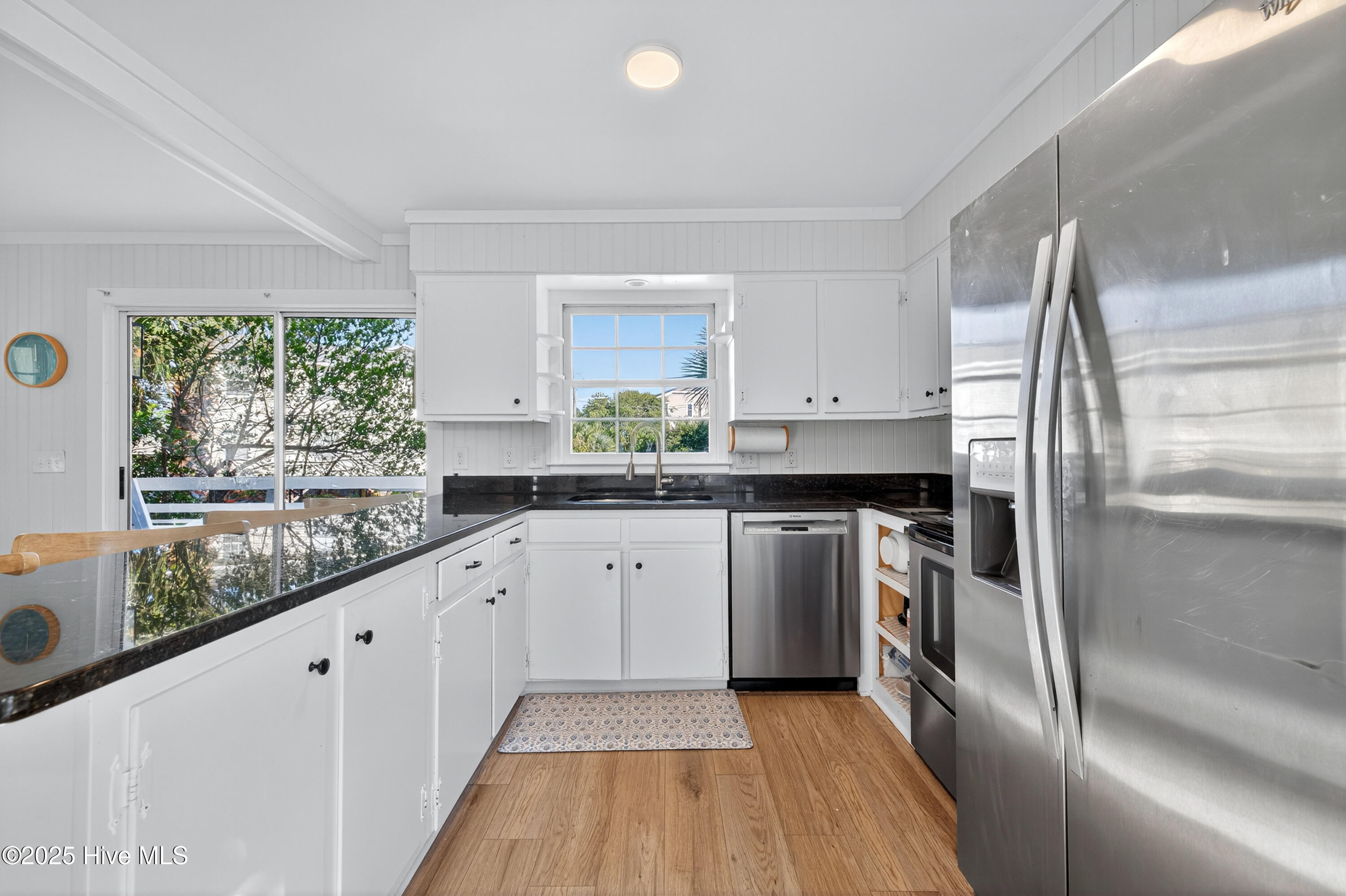 13 Myrtle Court, Wrightsville Beach, NC 28480 – photo 7: 009_009_6q7a5319_969
