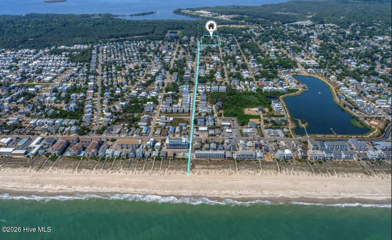 100569928 | Photo 24