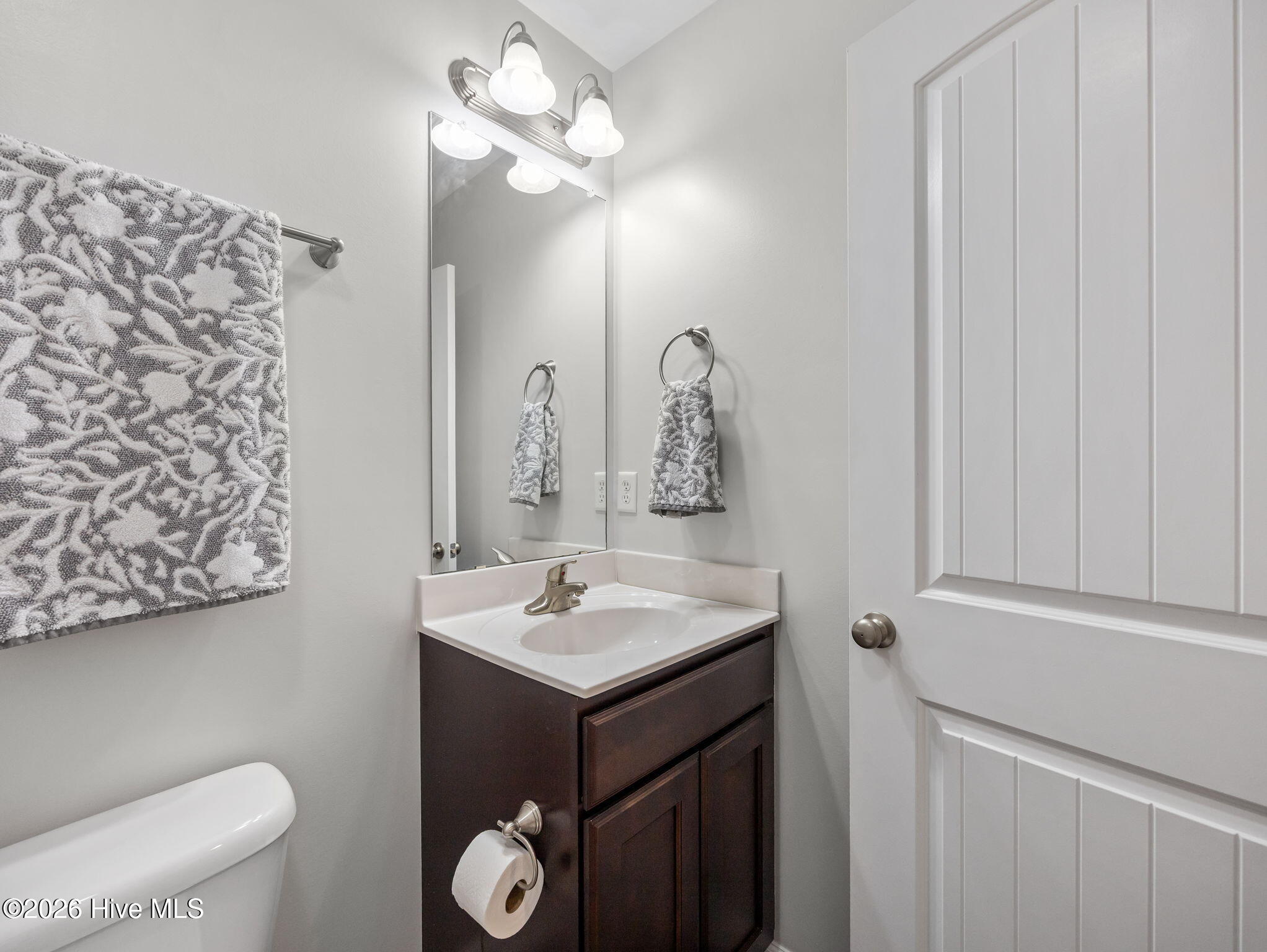 100564221 | Photo 31