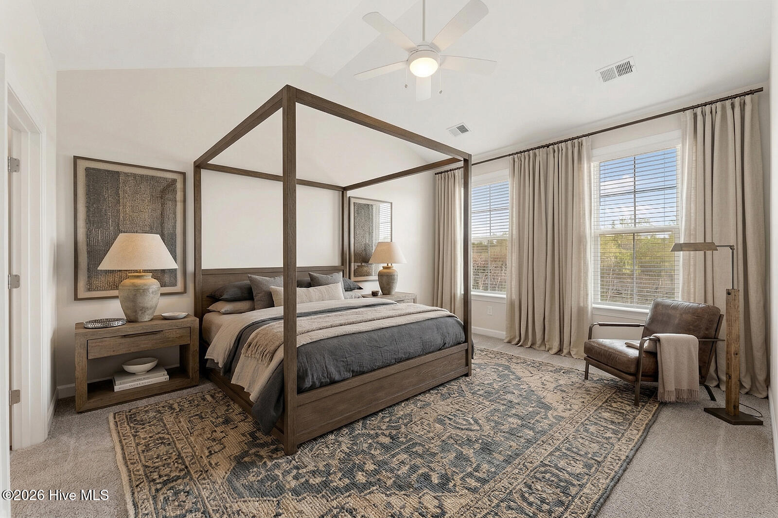 100581637 | Photo 21