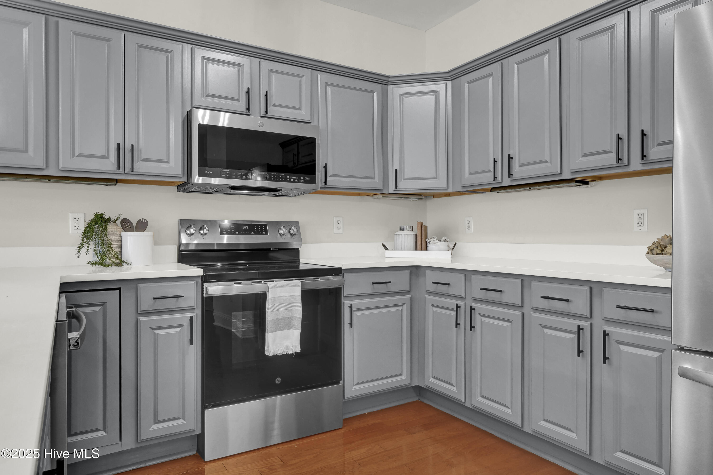 100546449 | Photo 13