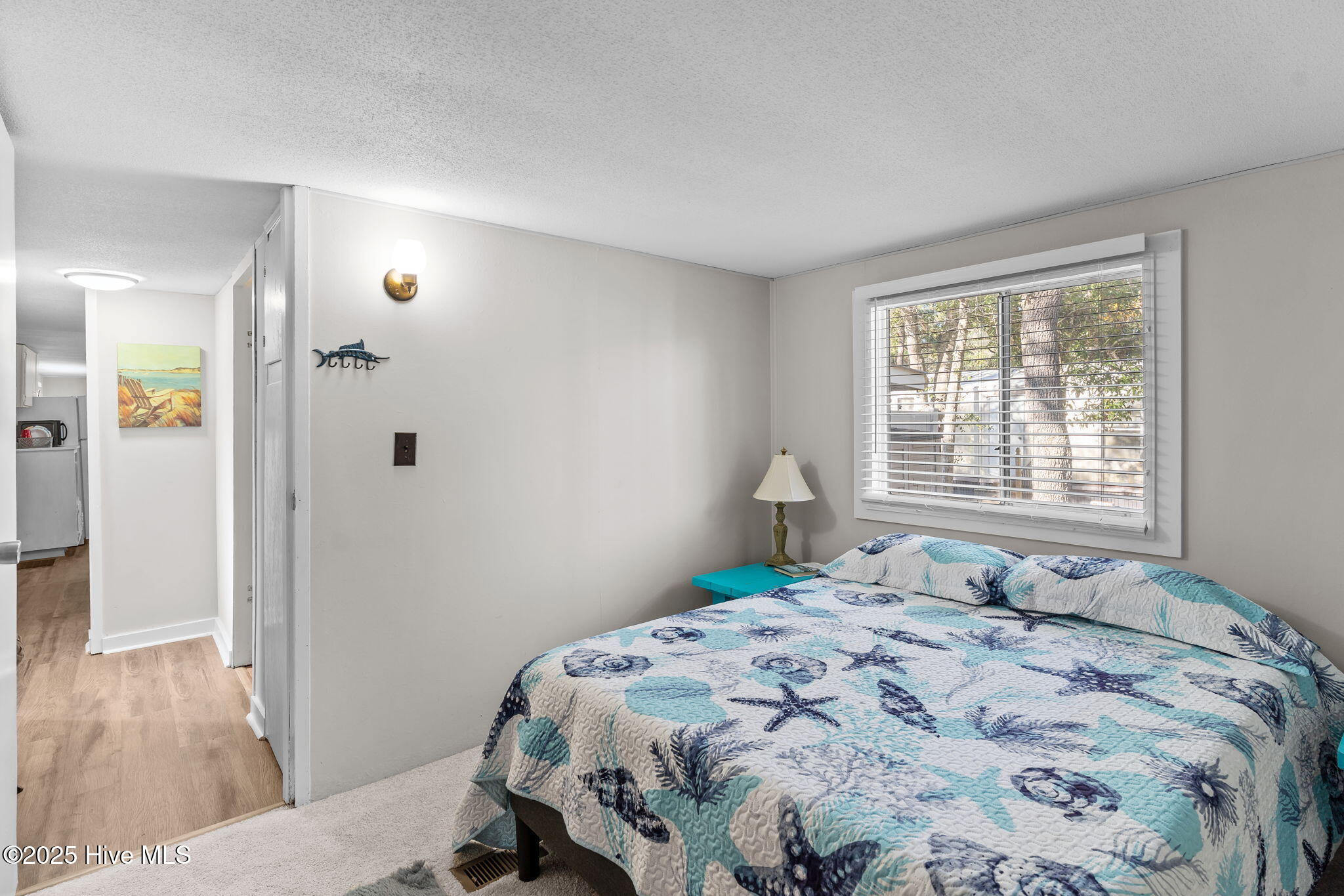 100544898 | Photo 25