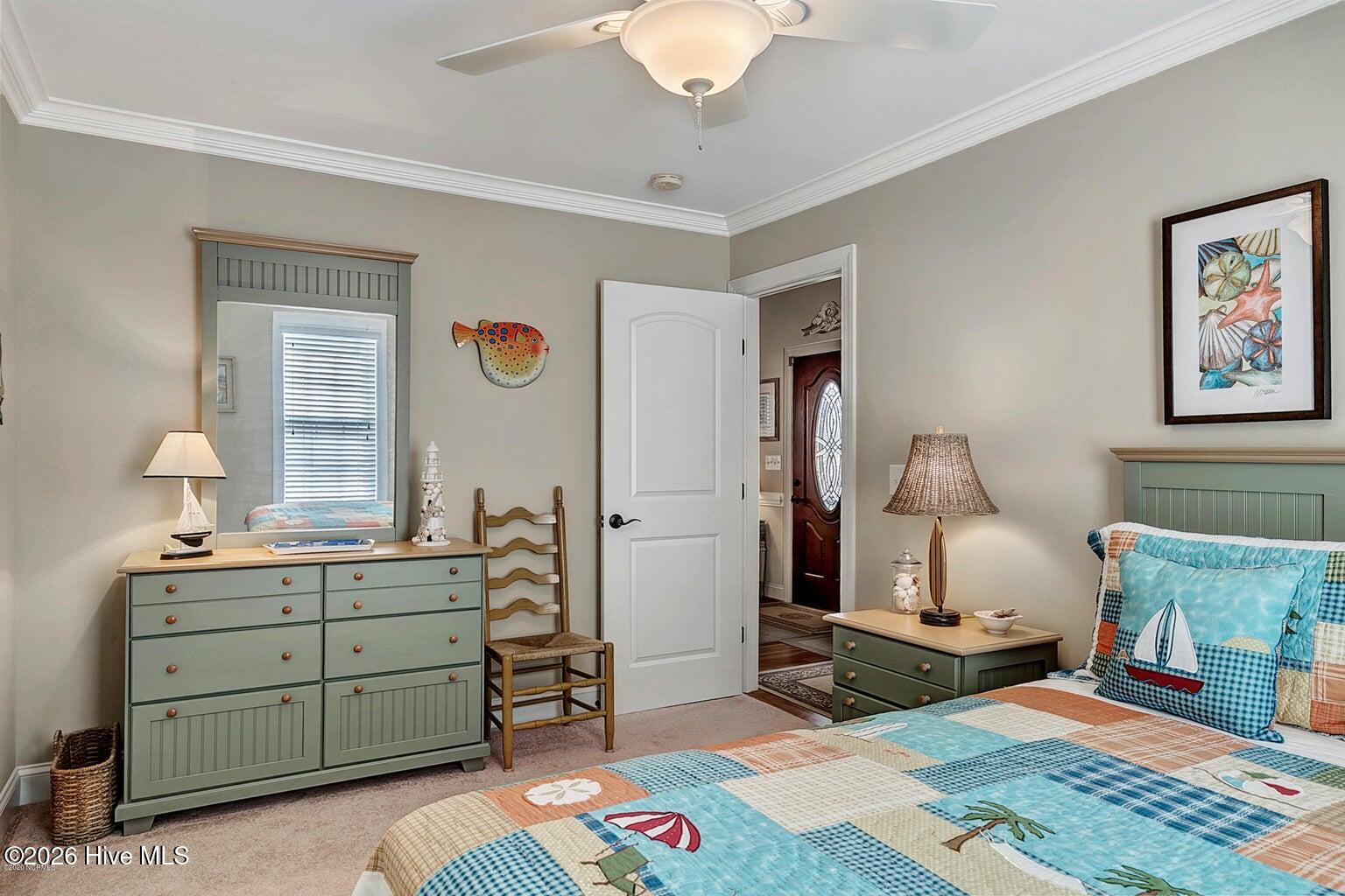 100566076 | Photo 13