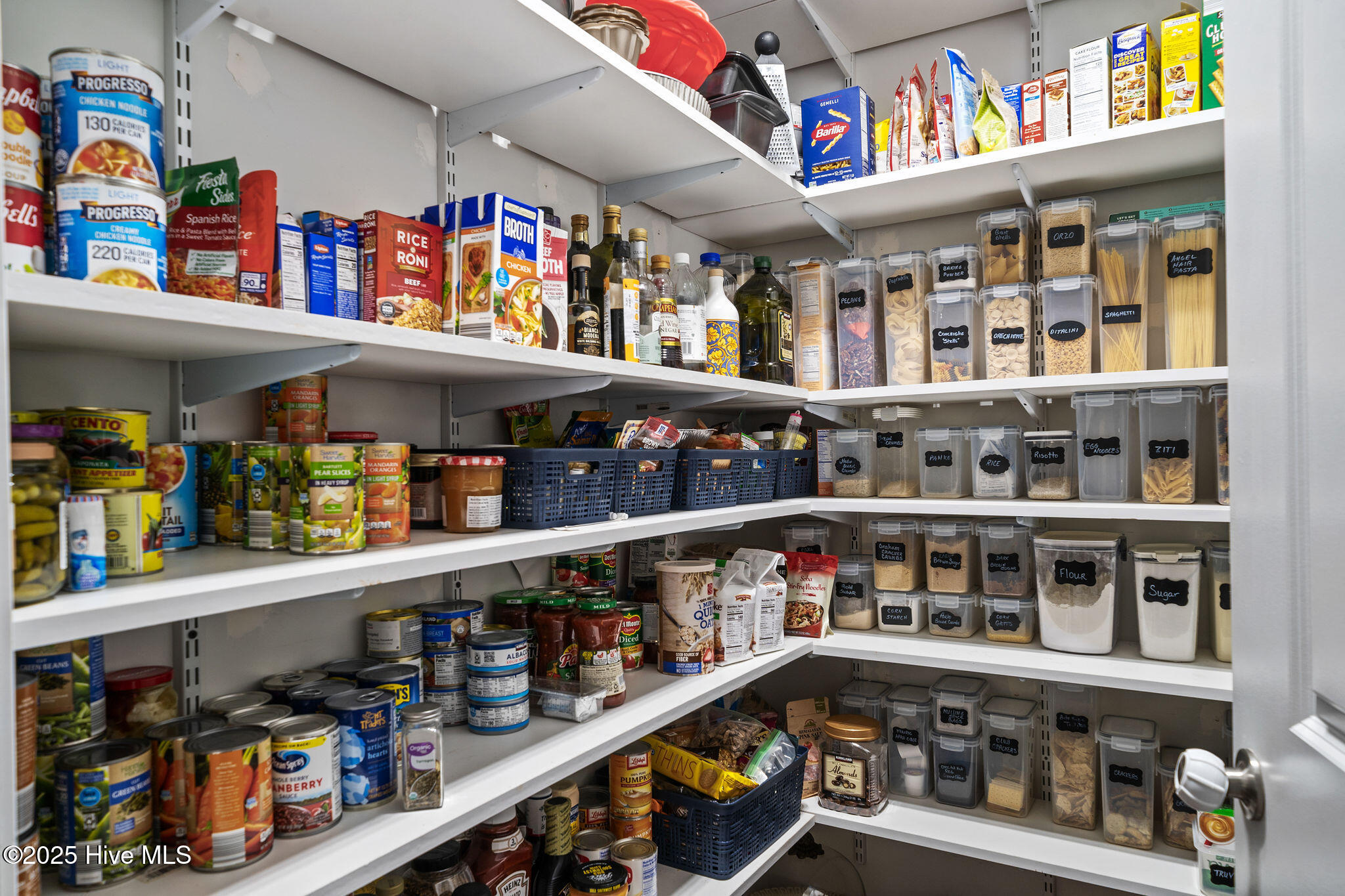 100522757 | Photo 15