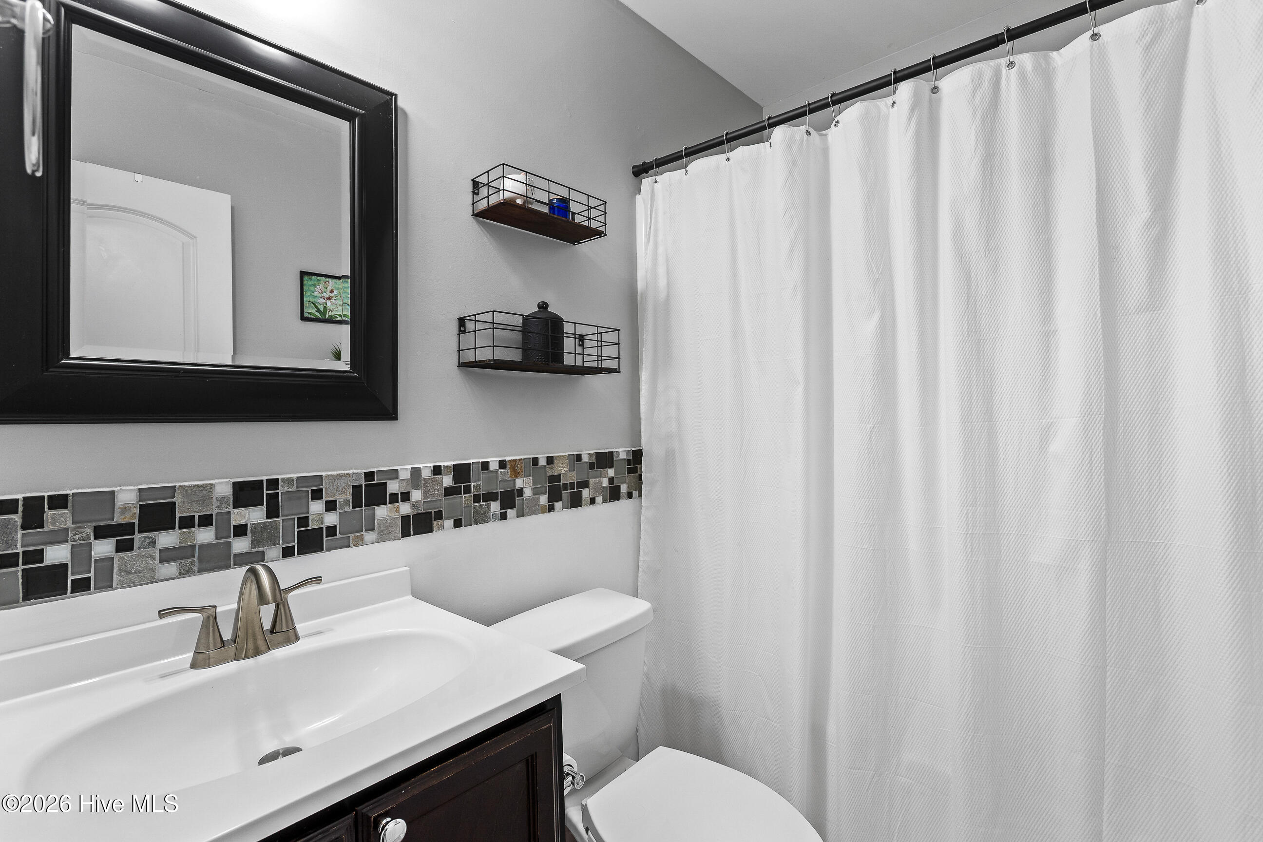 100559472 | Photo 20