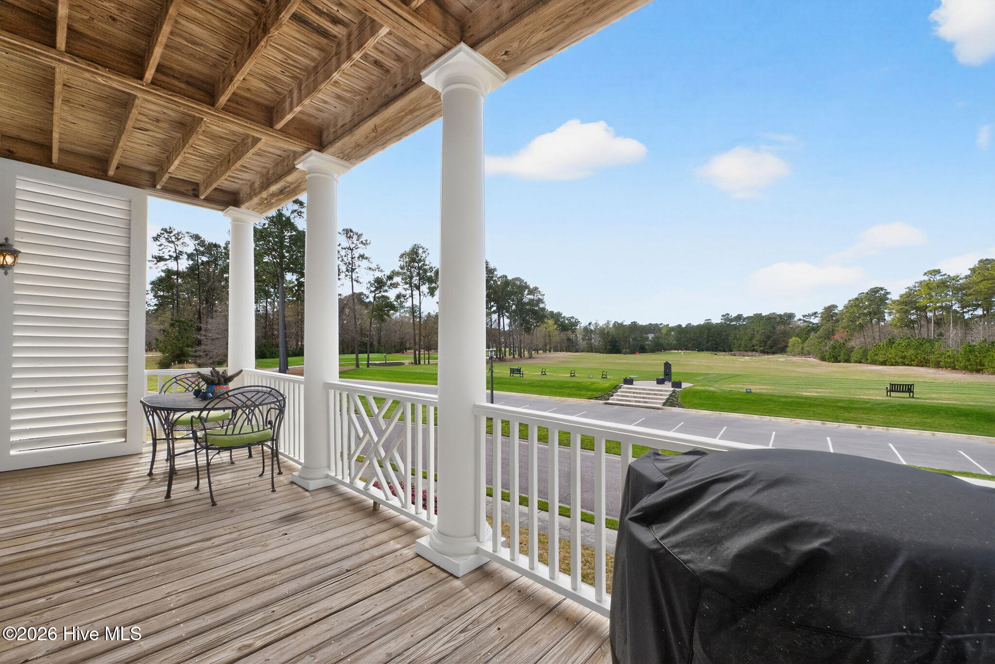 100561397 | Photo 29